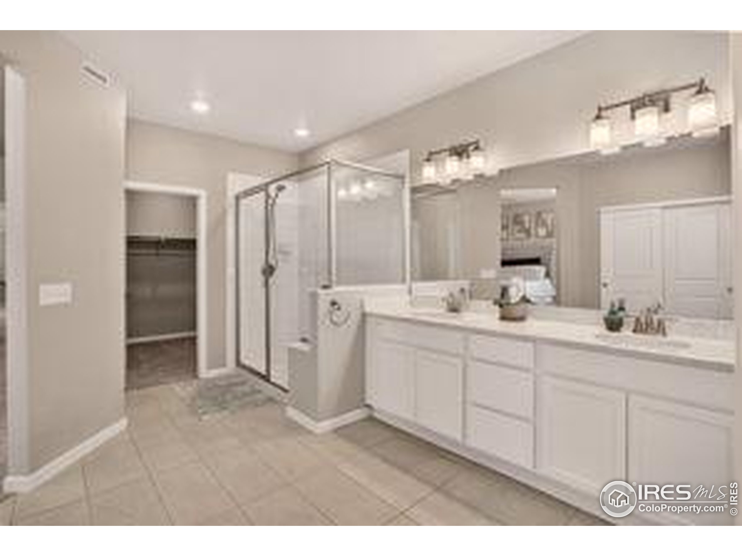 Erie, Colorado, 80516, United States, 3 Bedrooms Bedrooms, ,3 BathroomsBathrooms,Residential,For Sale,1876581