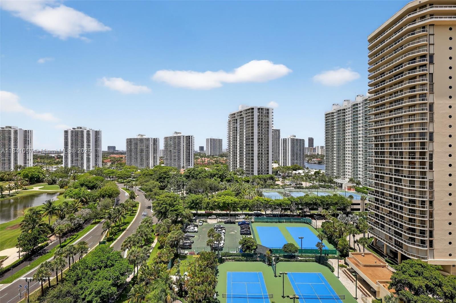 Aventura, Florida, 33180, United States, 4 Bedrooms Bedrooms, ,4 BathroomsBathrooms,Residential,For Sale,1903557