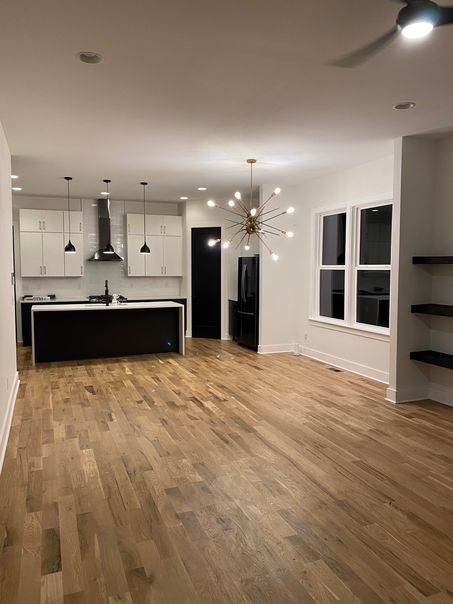 Nashville, Tennessee, 37207, United States, 4 Bedrooms Bedrooms, ,3 BathroomsBathrooms,Residential,For Sale,1921406