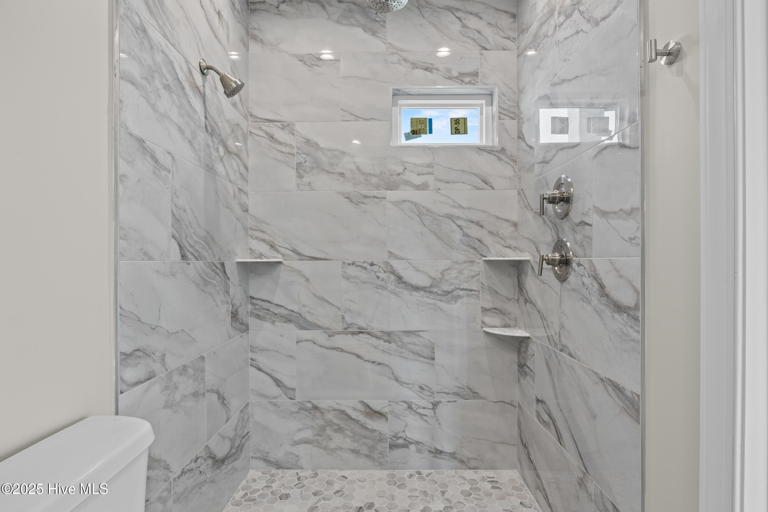 North Topsail Beach, North Carolina, 28460, United States, 7 Bedrooms Bedrooms, ,6 BathroomsBathrooms,Residential,For Sale,1991057