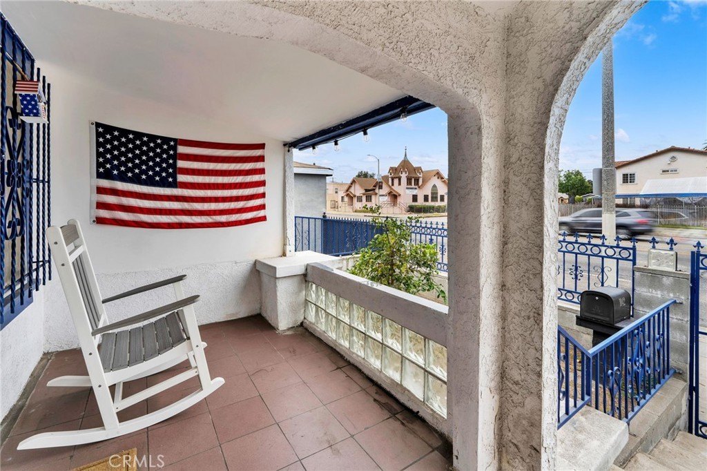 Los Angeles, California, 90044, United States, 3 Bedrooms Bedrooms, ,2 BathroomsBathrooms,Residential,For Sale,1931570