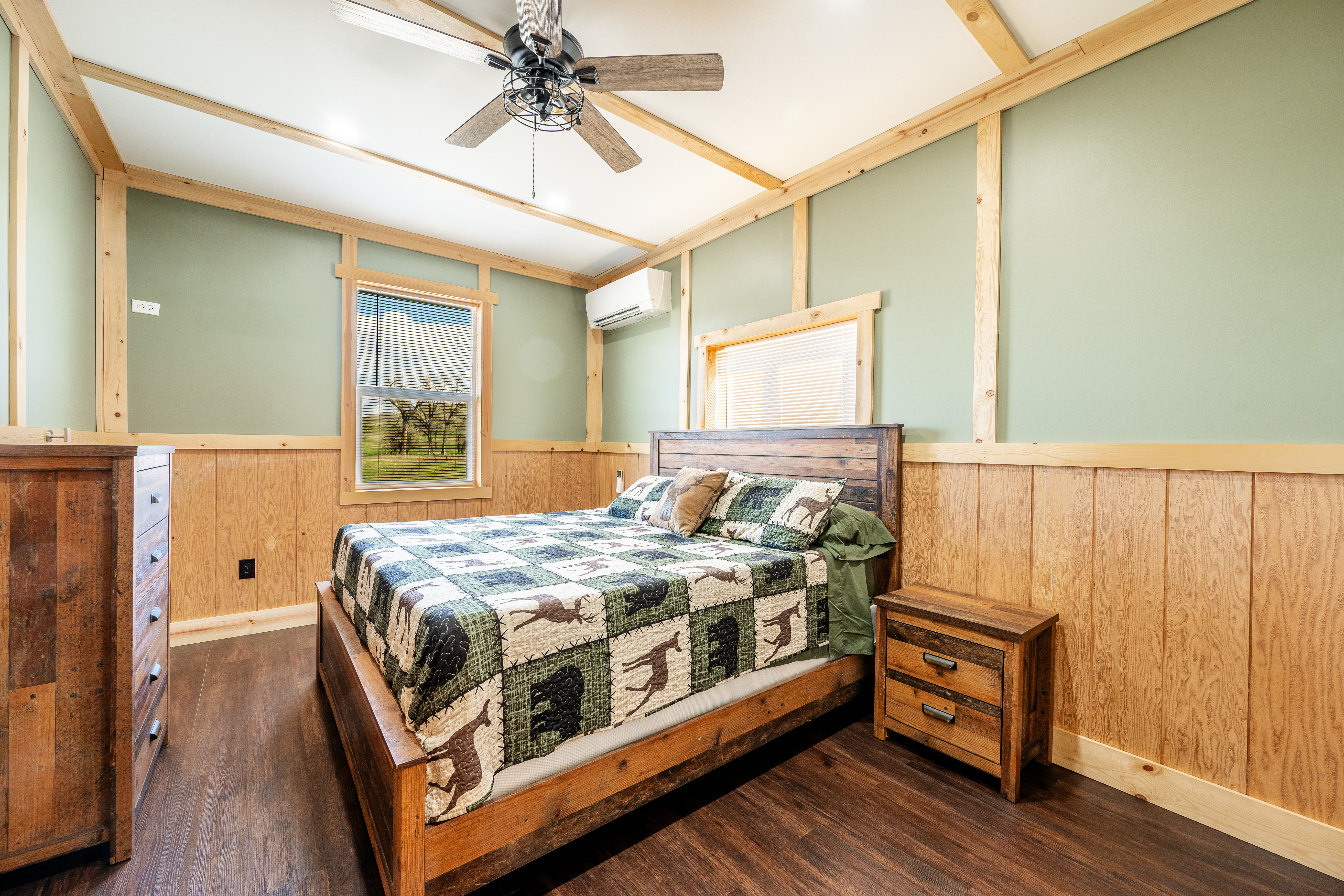 Ranchester, Wyoming, 82839, United States, 2 Bedrooms Bedrooms, ,1 BathroomBathrooms,Residential,For Sale,1813697