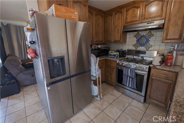Los Angeles, California, 90044, United States, 3 Bedrooms Bedrooms, ,2 BathroomsBathrooms,Residential,For Sale,1937923