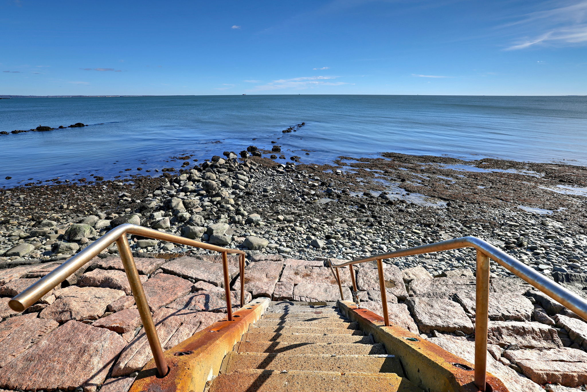 Milford, Connecticut, 06460, United States, 2 Bedrooms Bedrooms, ,2 BathroomsBathrooms,Residential,For Sale,1987873