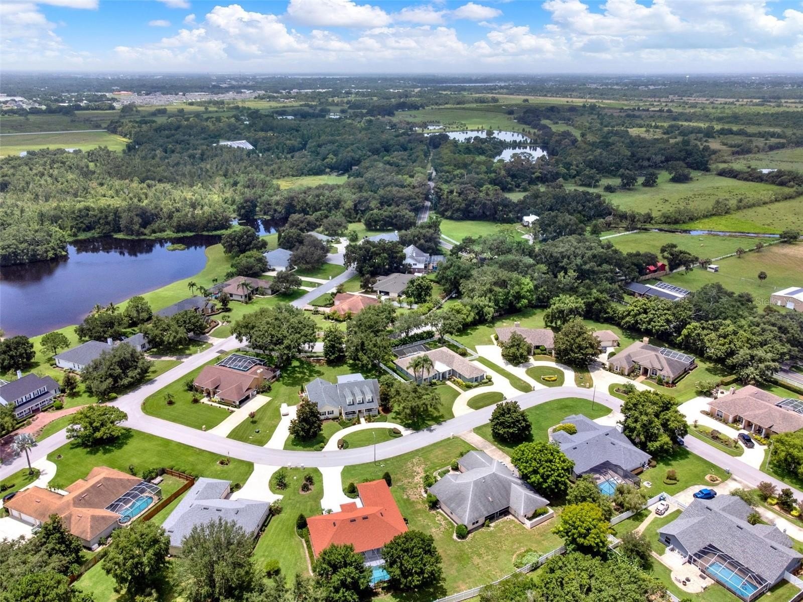 WINTER HAVEN, Florida, 33881, United States, 4 Bedrooms Bedrooms, ,2 BathroomsBathrooms,Residential,For Sale,1976017