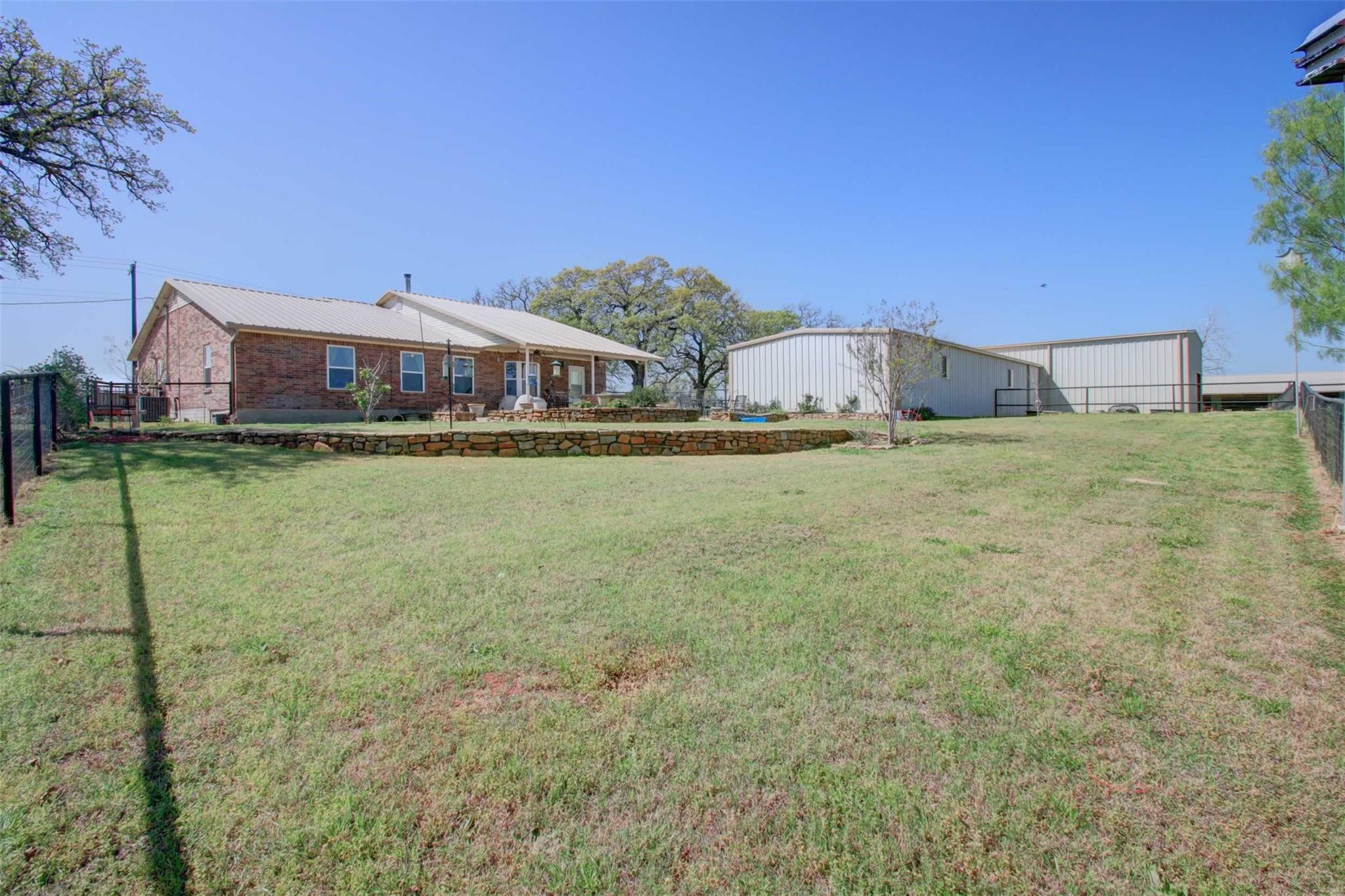 Springtown, Texas, 76082, United States, 3 Bedrooms Bedrooms, ,2 BathroomsBathrooms,Residential,For Sale,2049290