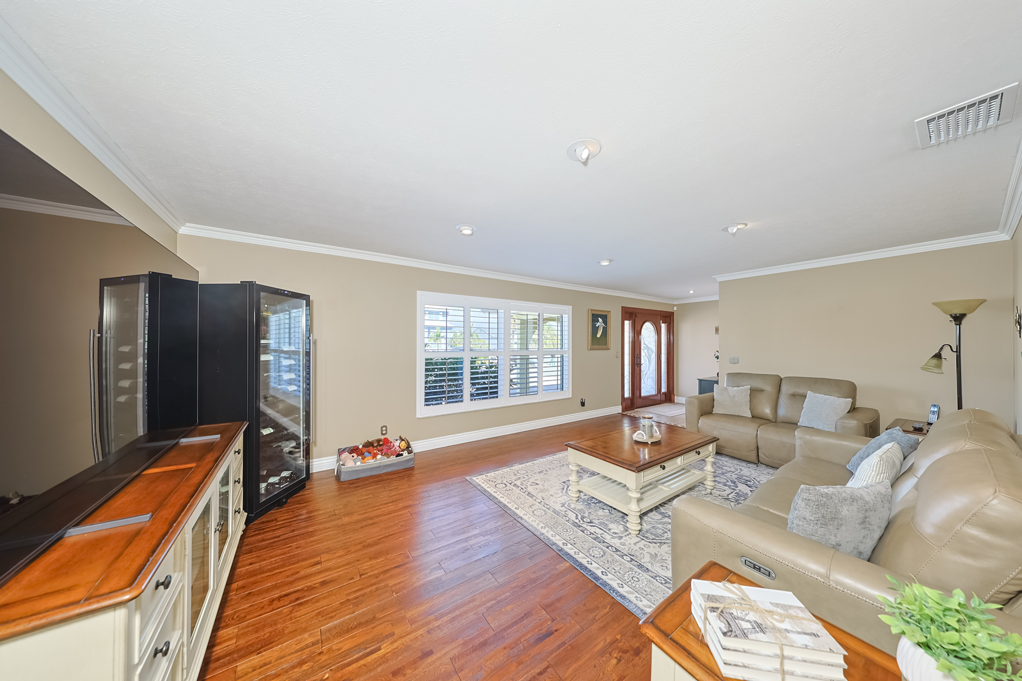 Apollo Beach, Florida, 33572, United States, 4 Bedrooms Bedrooms, ,2 BathroomsBathrooms,Residential,For Sale,1992760