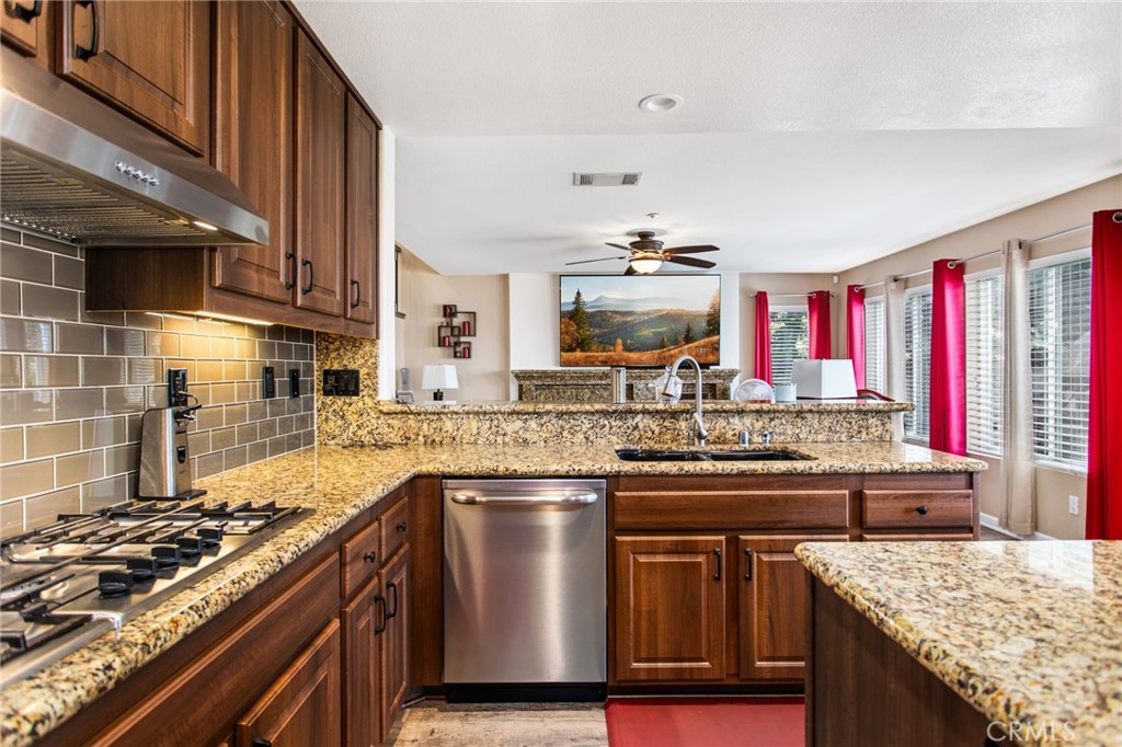Spring Valley, California, 91978, United States, 4 Bedrooms Bedrooms, ,3 BathroomsBathrooms,Residential,For Sale,1943889