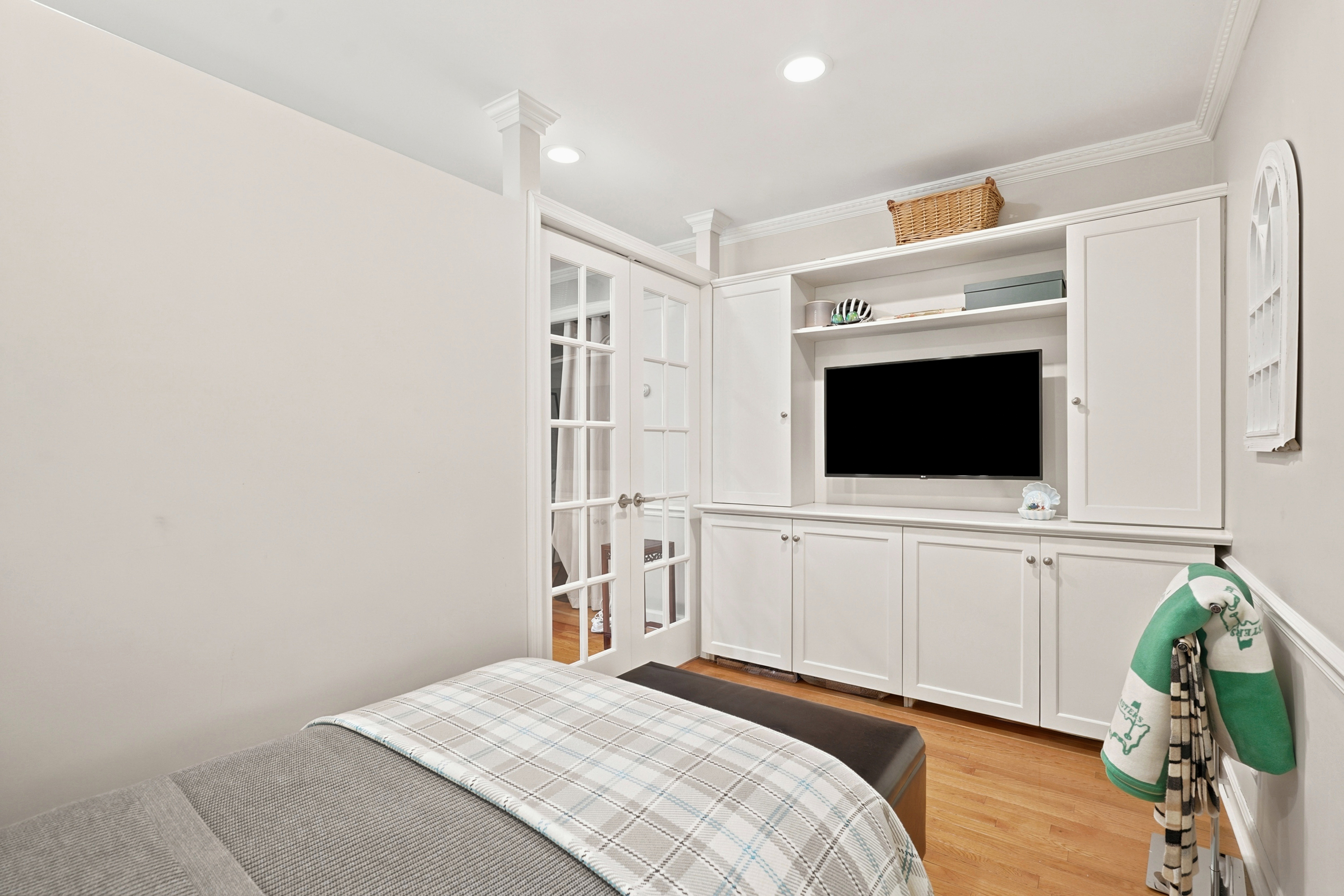  Beautifully updated first-floor studio in the gated Scarsdale Chateaux community - 物件實景