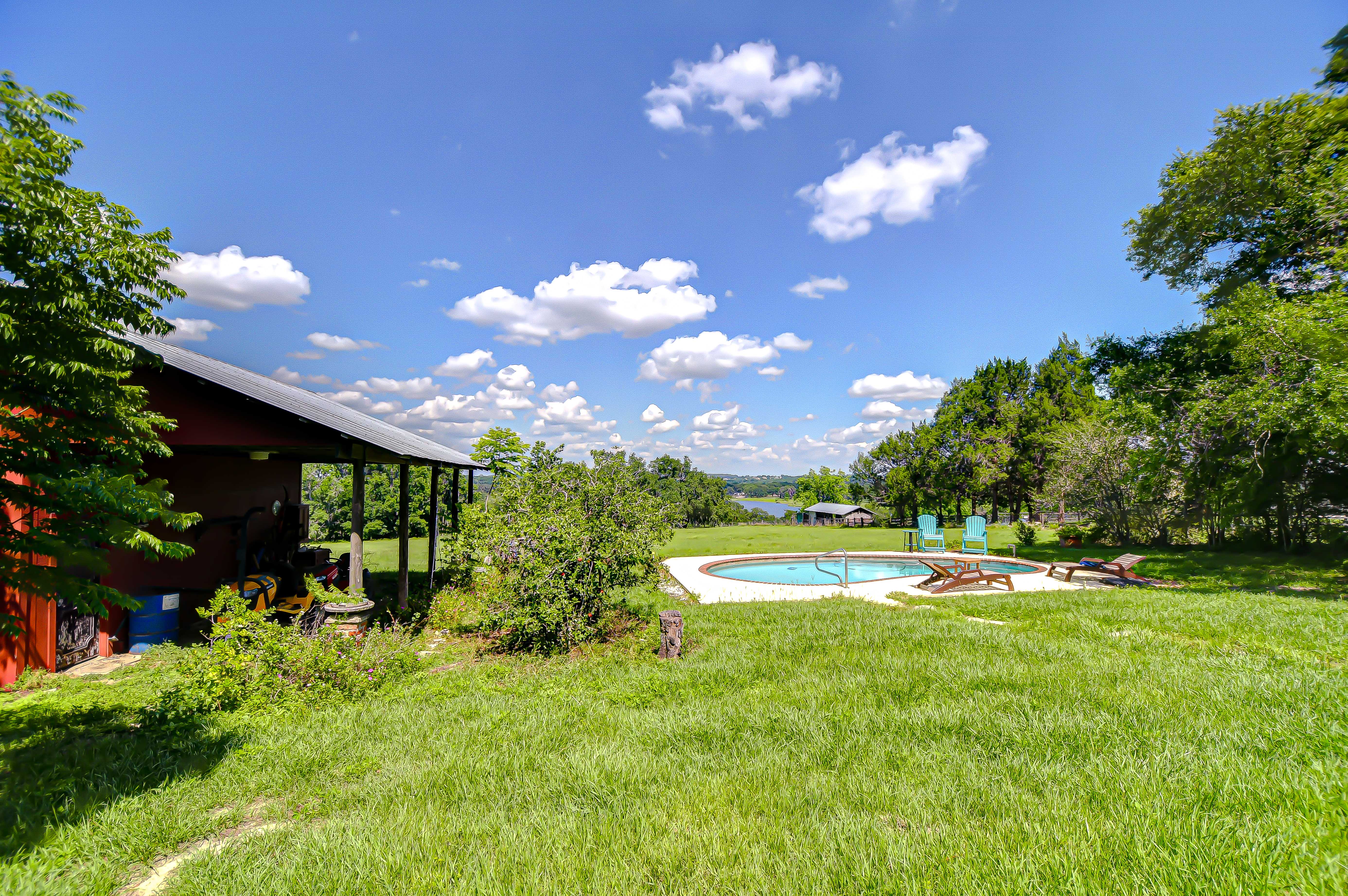 Dade City, Florida, 33523, United States, 4 Bedrooms Bedrooms, ,3 BathroomsBathrooms,Residential,For Sale,1873323
