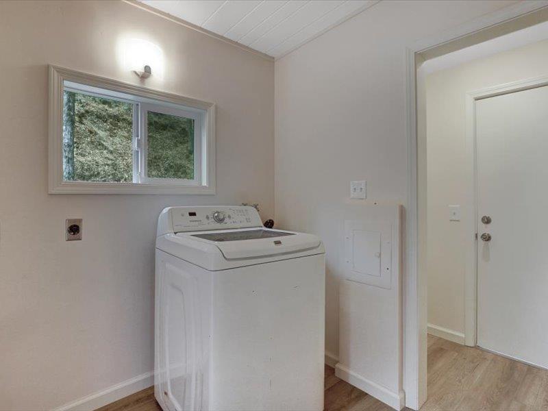 Grass Valley, California, 95949, United States, 3 Bedrooms Bedrooms, ,2 BathroomsBathrooms,Residential,For Sale,1982104