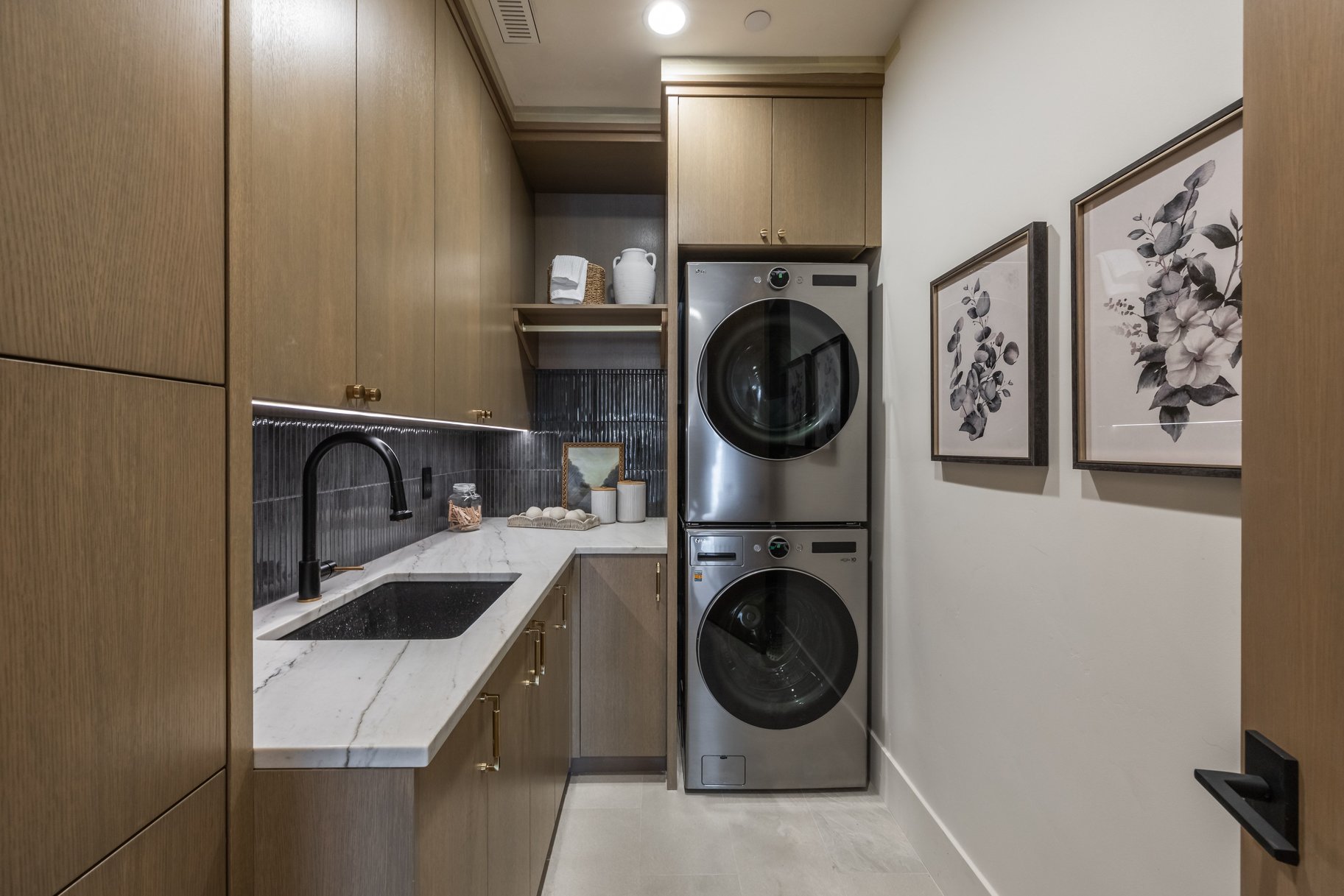  Stunning Promontory Residence Directly Across from The Beach Club - 物件實景