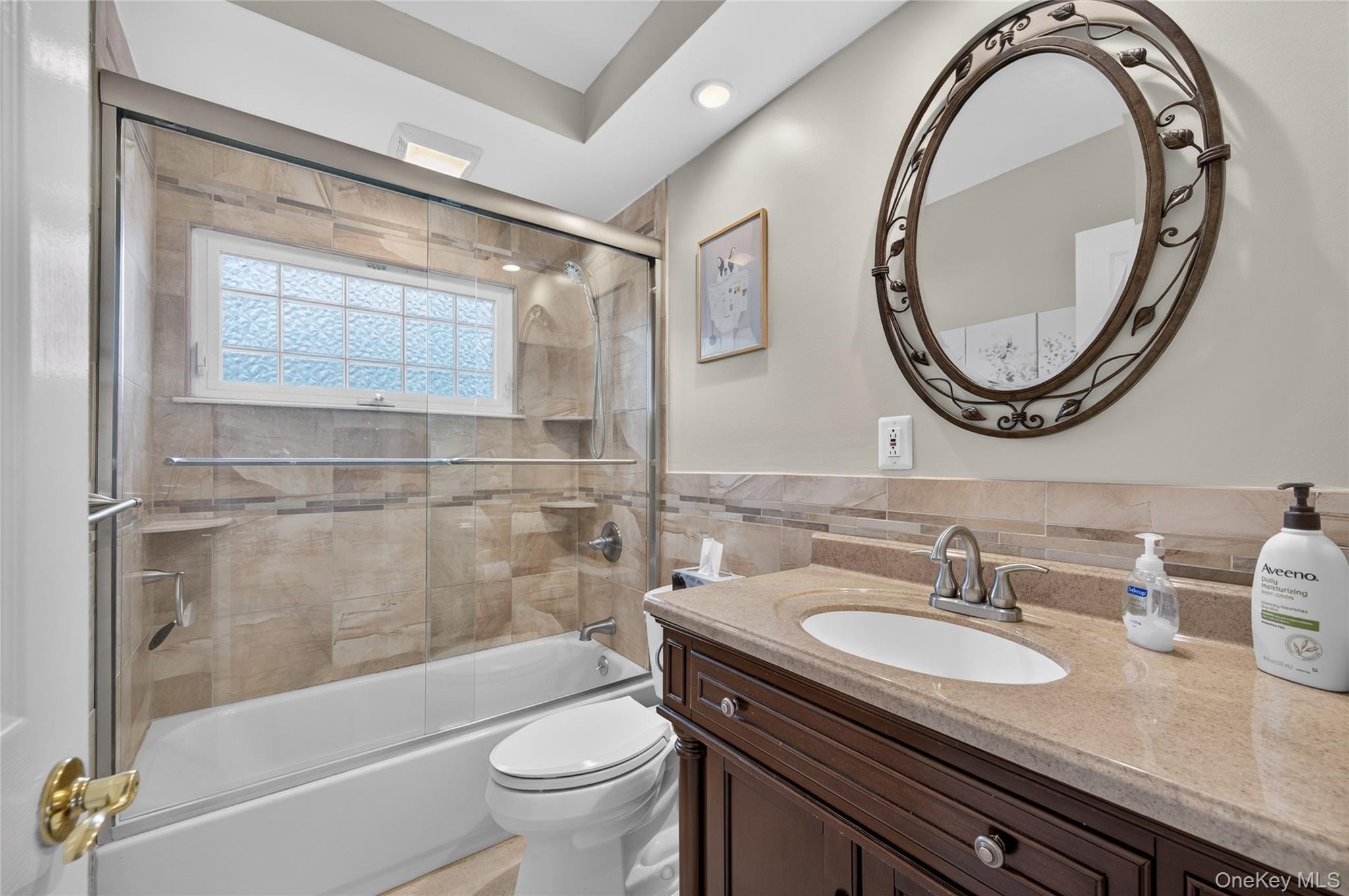  39 Boat Lane, Levittown, NY, 11756 - 物件實景