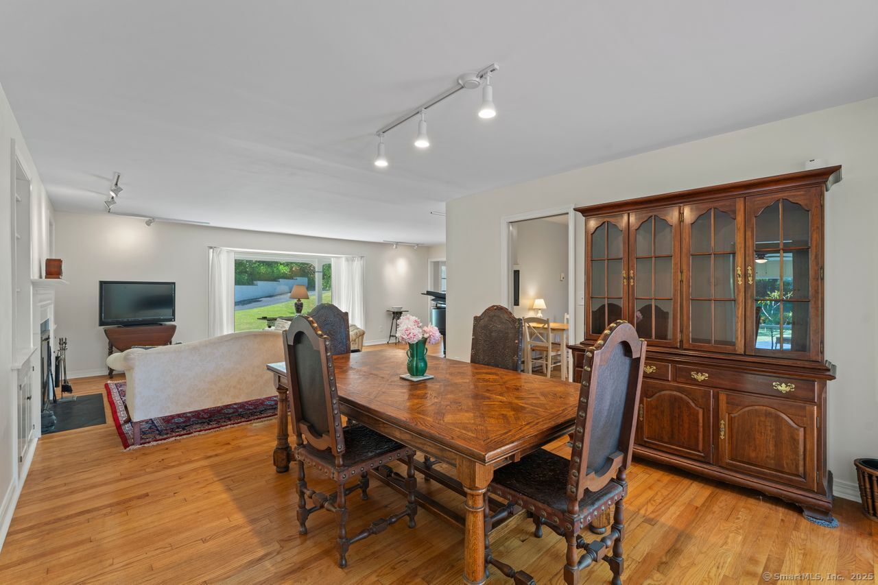 Old Lyme, Connecticut, 06371, United States, 4 Bedrooms Bedrooms, ,3 BathroomsBathrooms,Residential,For Sale,1856921