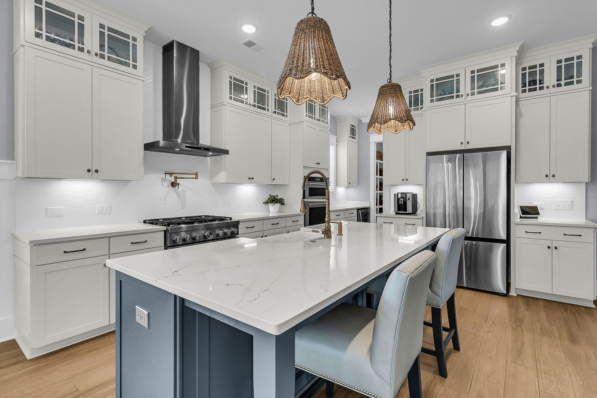 Charleston, South Carolina, 29492, United States, 4 Bedrooms Bedrooms, ,4 BathroomsBathrooms,Residential,For Sale,1979260