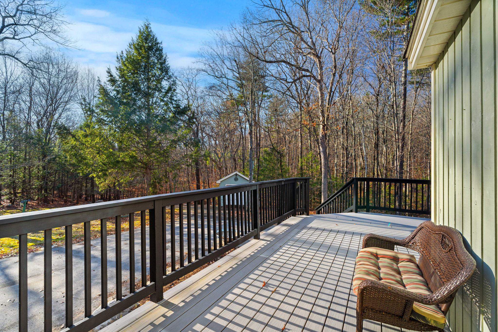 Plaistow, New Hampshire, 03865, United States, 4 Bedrooms Bedrooms, ,1 BathroomBathrooms,Residential,For Sale,2001863