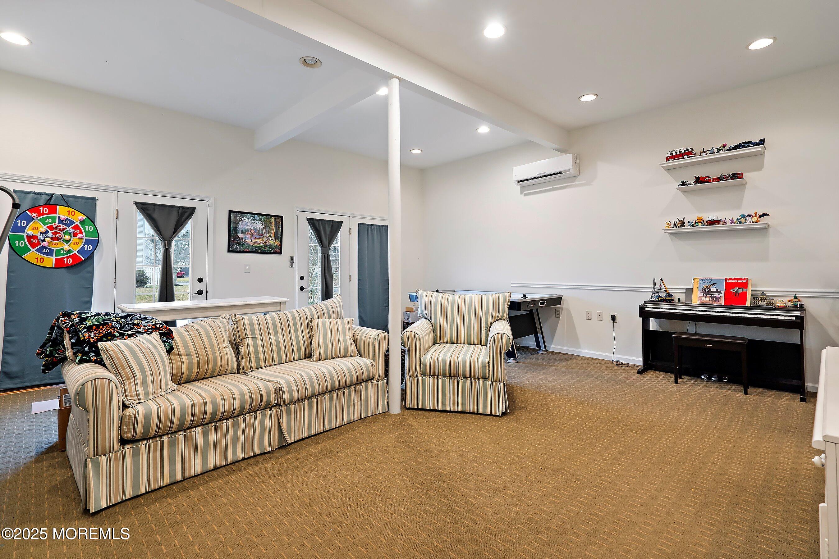 Little Egg Harbor, New Jersey, 08087, United States, 5 Bedrooms Bedrooms, ,4 BathroomsBathrooms,Residential,For Sale,1936945