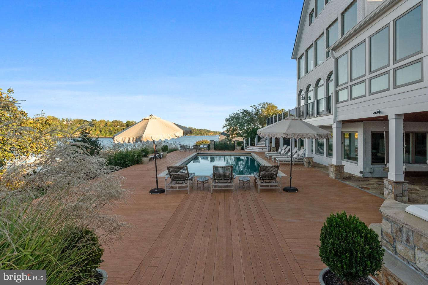 Annapolis, Maryland, 21401, United States, 6 Bedrooms Bedrooms, ,9 BathroomsBathrooms,Residential,For Sale,1744744