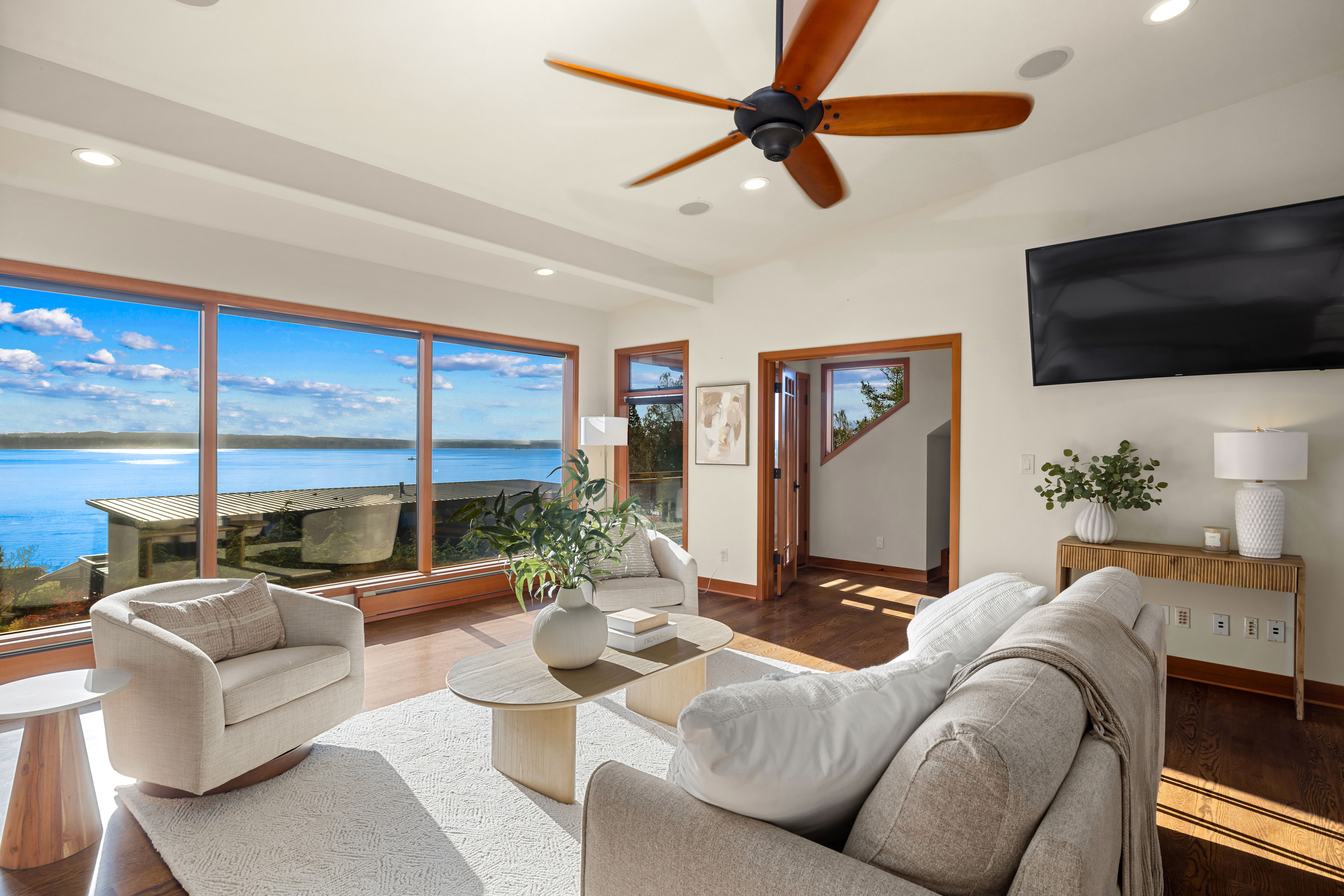  24302 116th Ave W, Woodway, WA 98020 - 物件實景