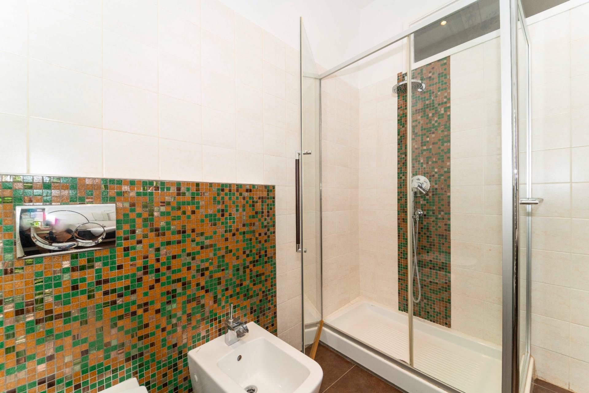 Torino, Torino, 10100, IT, 3 Bedrooms Bedrooms, ,4 BathroomsBathrooms,Residential,For Sale,1989307