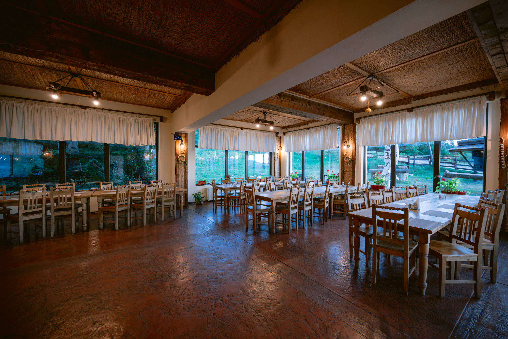  A Private Retreat in the Foothills of the Bucegi Mountains - 物件實景