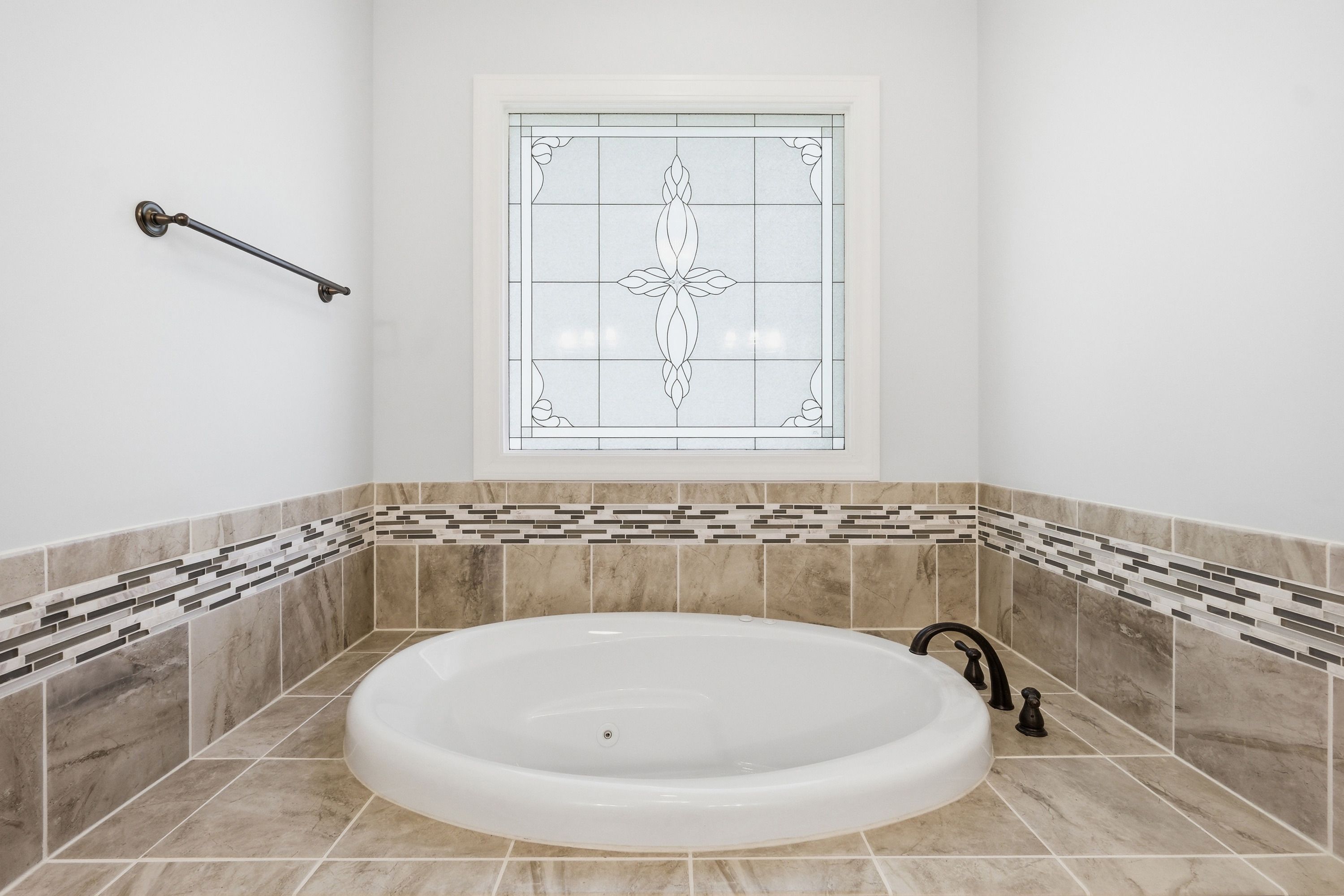  18108 Bellavista Place, Louisville, KY 40245 - 物件實景