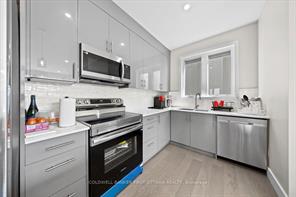 Otawa, Ontario, K1T 4B7, CA, 6 Bedrooms Bedrooms, ,5 BathroomsBathrooms,Residential,For Sale,1941709