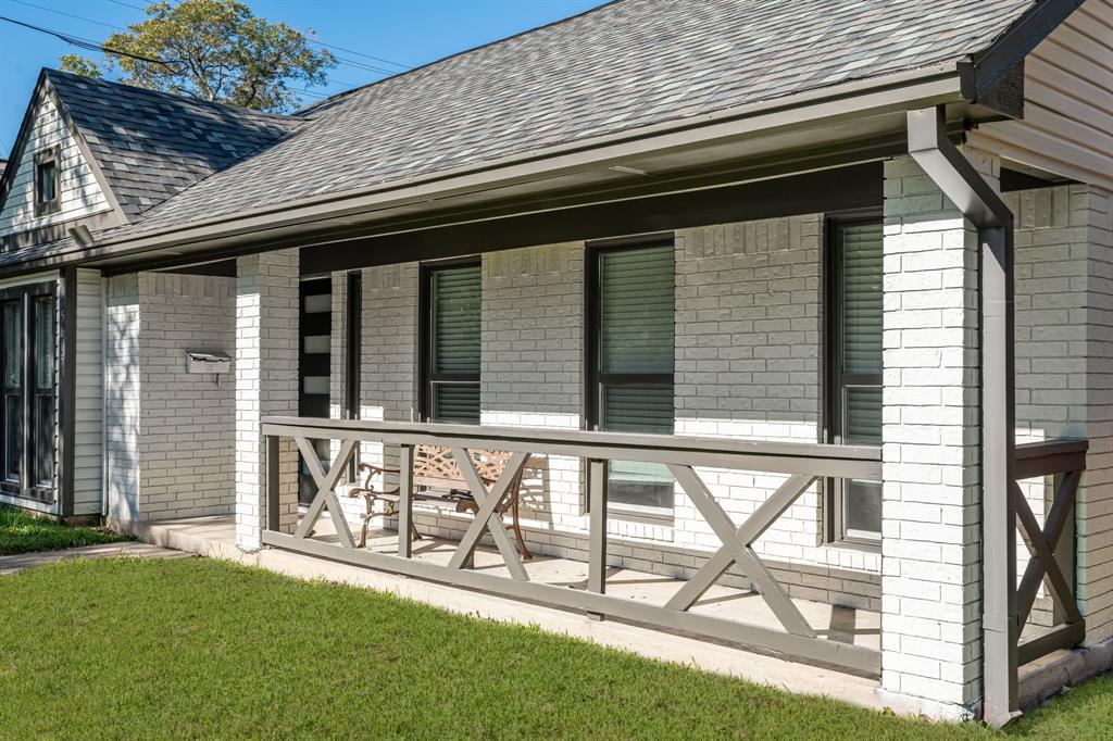 Dallas, Texas, 75214, United States, 3 Bedrooms Bedrooms, ,2 BathroomsBathrooms,Residential,For Sale,1987493