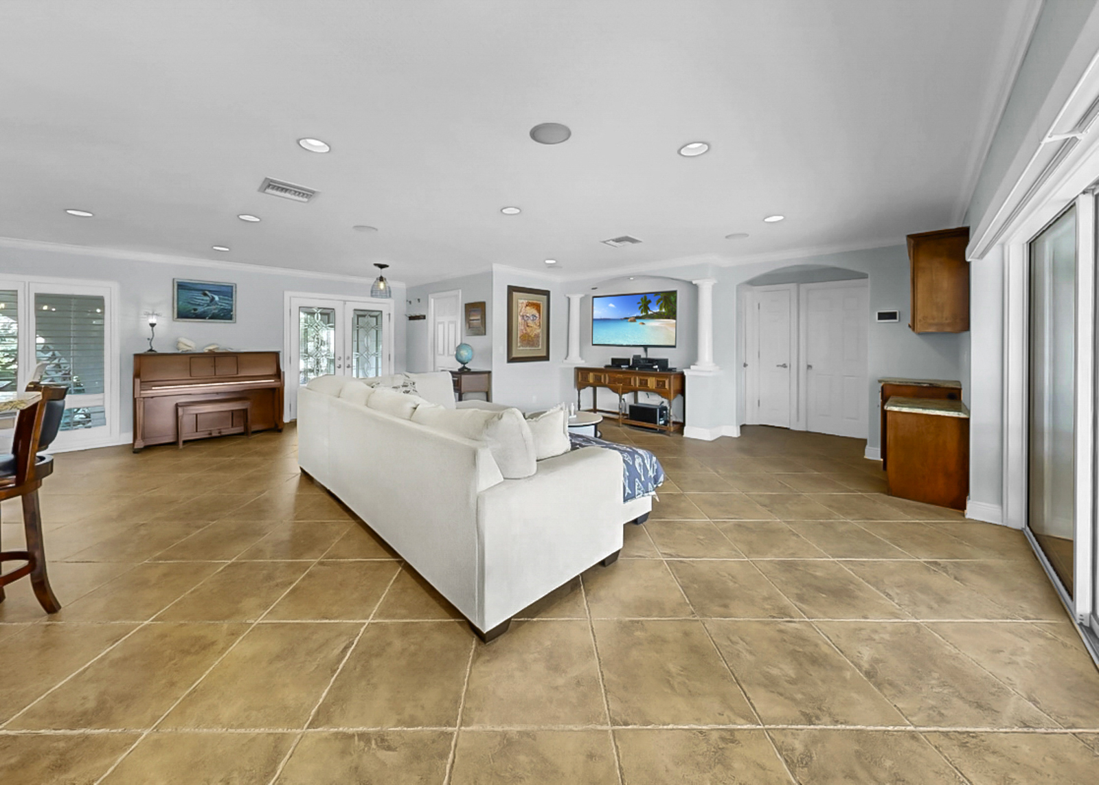 Apollo Beach, Florida, 33572, United States, 3 Bedrooms Bedrooms, ,2 BathroomsBathrooms,Residential,For Sale,2014818