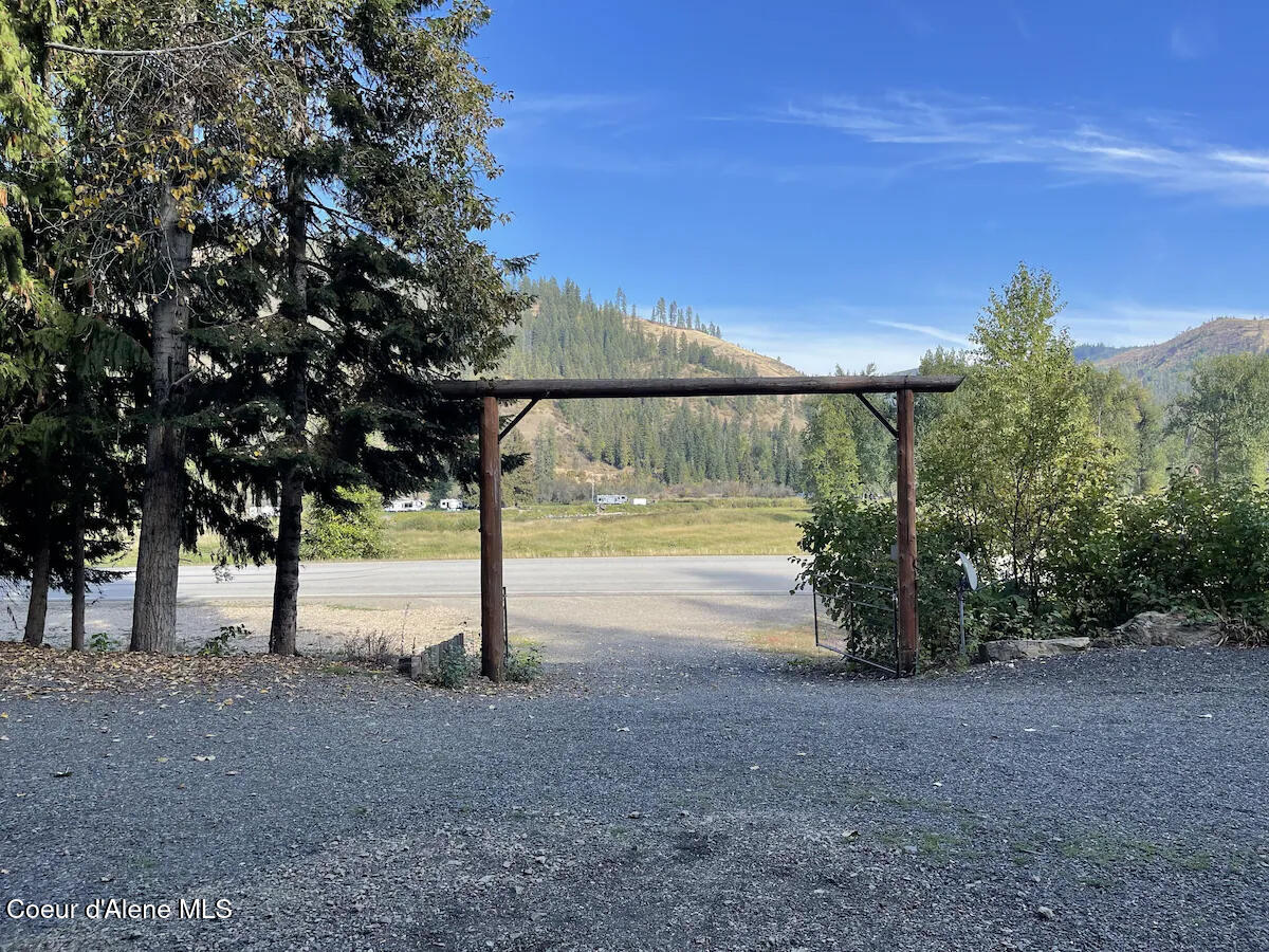 Calder, Idaho, 83808, United States, 3 Bedrooms Bedrooms, ,3 BathroomsBathrooms,Residential,For Sale,1930278