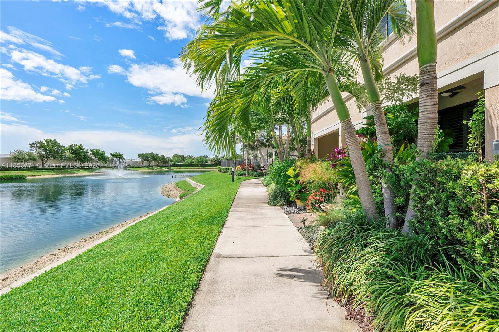 Oakland Park, Florida, 33334, United States, 3 Bedrooms Bedrooms, ,3 BathroomsBathrooms,Residential,For Sale,1911600