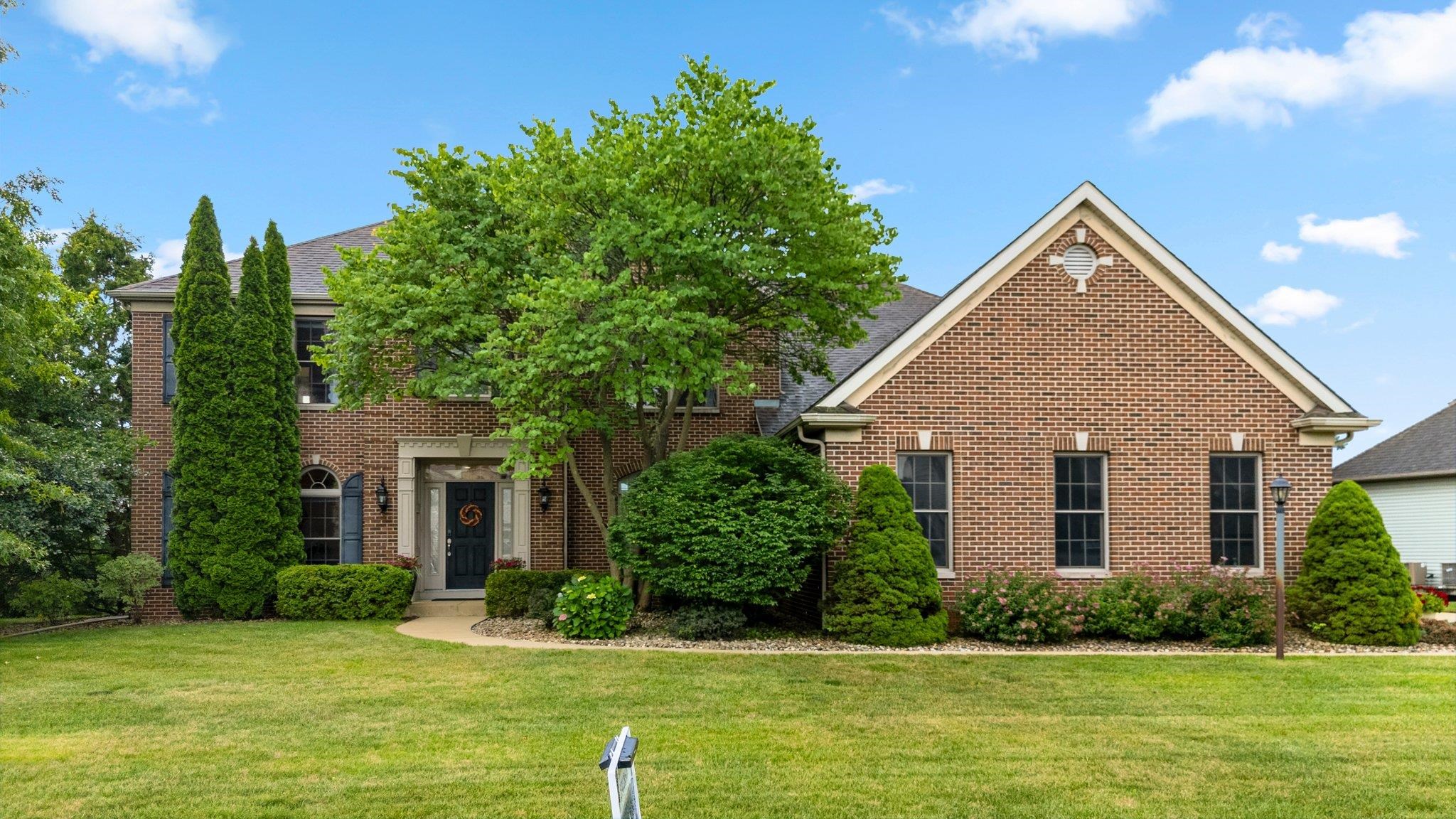 Pemburry Dr, Granger, IN 46530