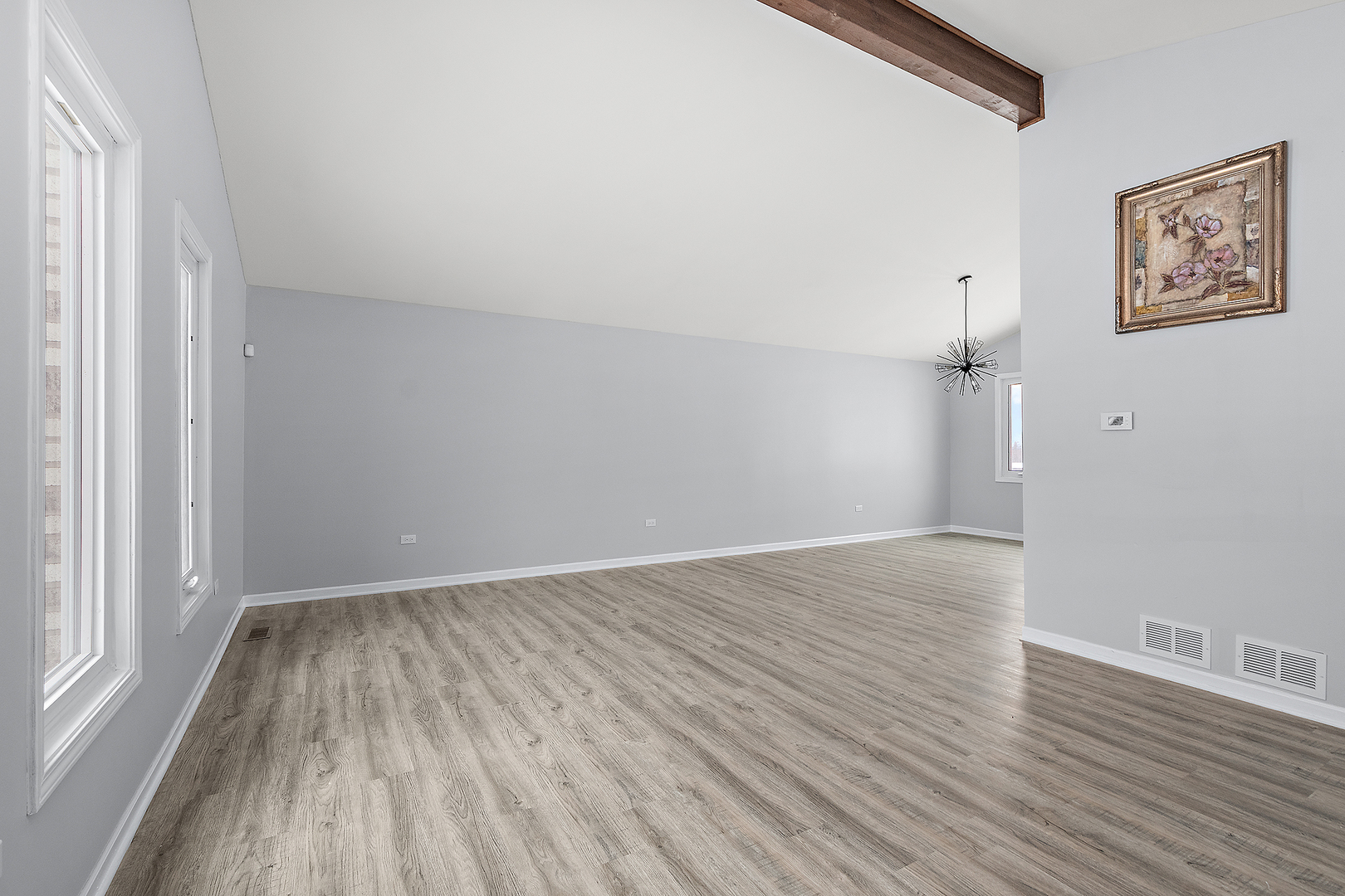 Orland Park, Illinois, 60467, United States, 4 Bedrooms Bedrooms, ,3 BathroomsBathrooms,Residential,For Sale,2000619