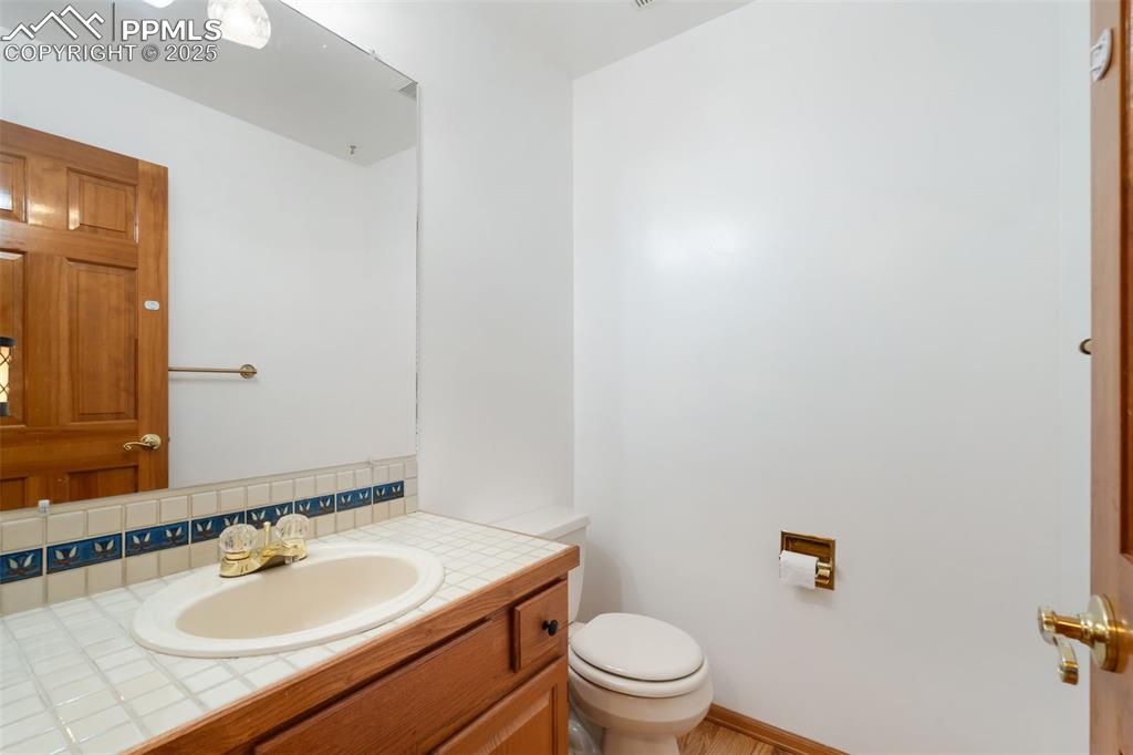 Monument, Colorado, 80132, United States, 4 Bedrooms Bedrooms, ,4 BathroomsBathrooms,Residential,For Sale,1934260