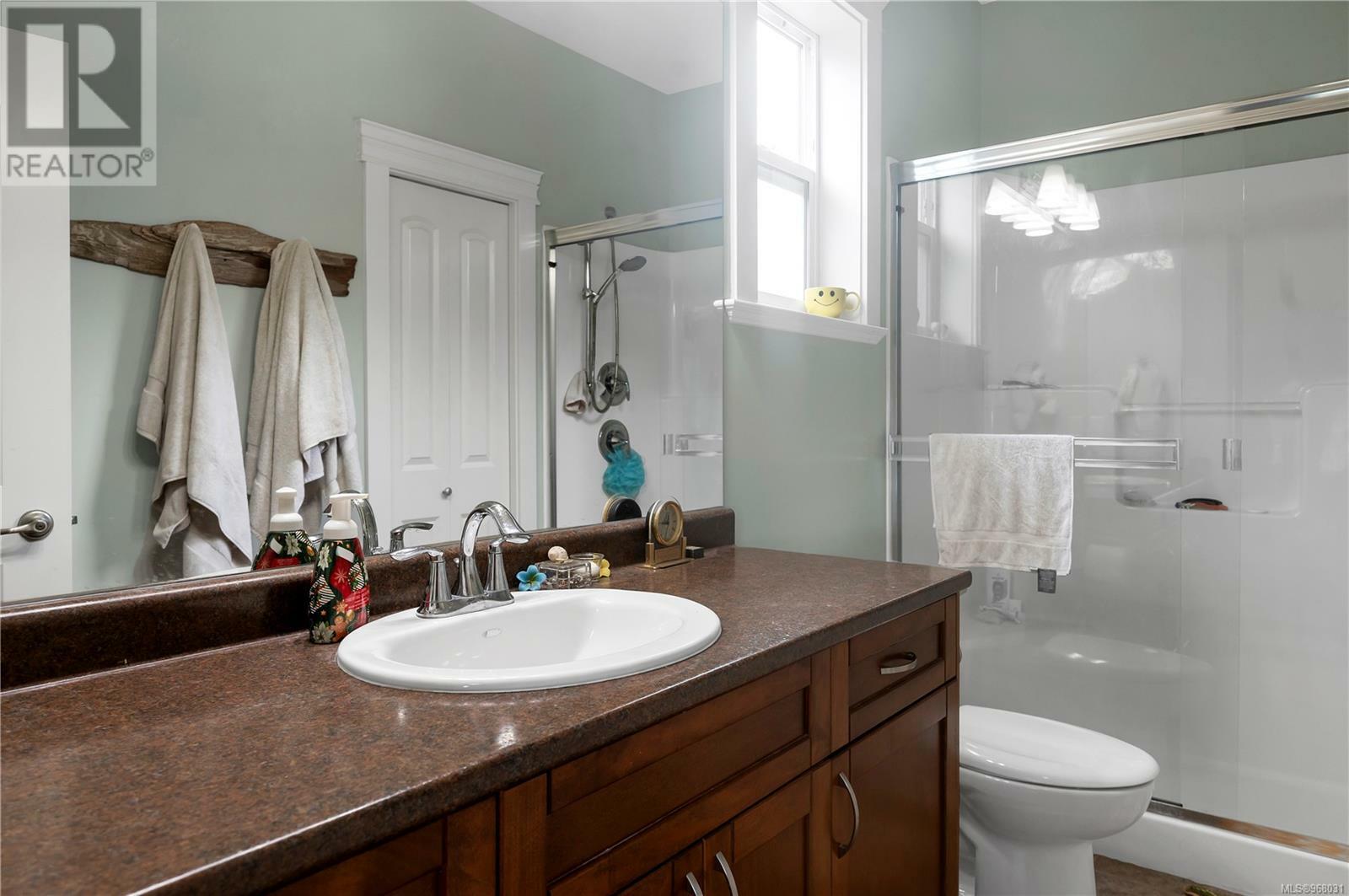 CAMPBELL RIVER, British Columbia, V9H 1V3, CA, 6 Bedrooms Bedrooms, ,4 BathroomsBathrooms,Residential,For Sale,1874294