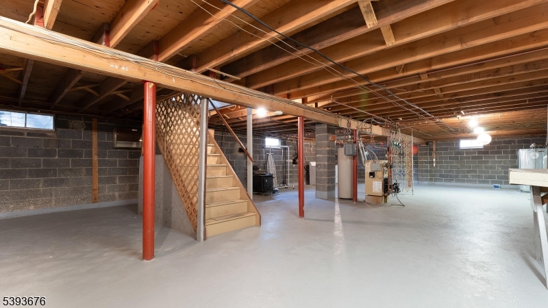 Kingwood Twp., New Jersey, 08867, United States, 3 Bedrooms Bedrooms, ,2 BathroomsBathrooms,Residential,For Sale,1988305