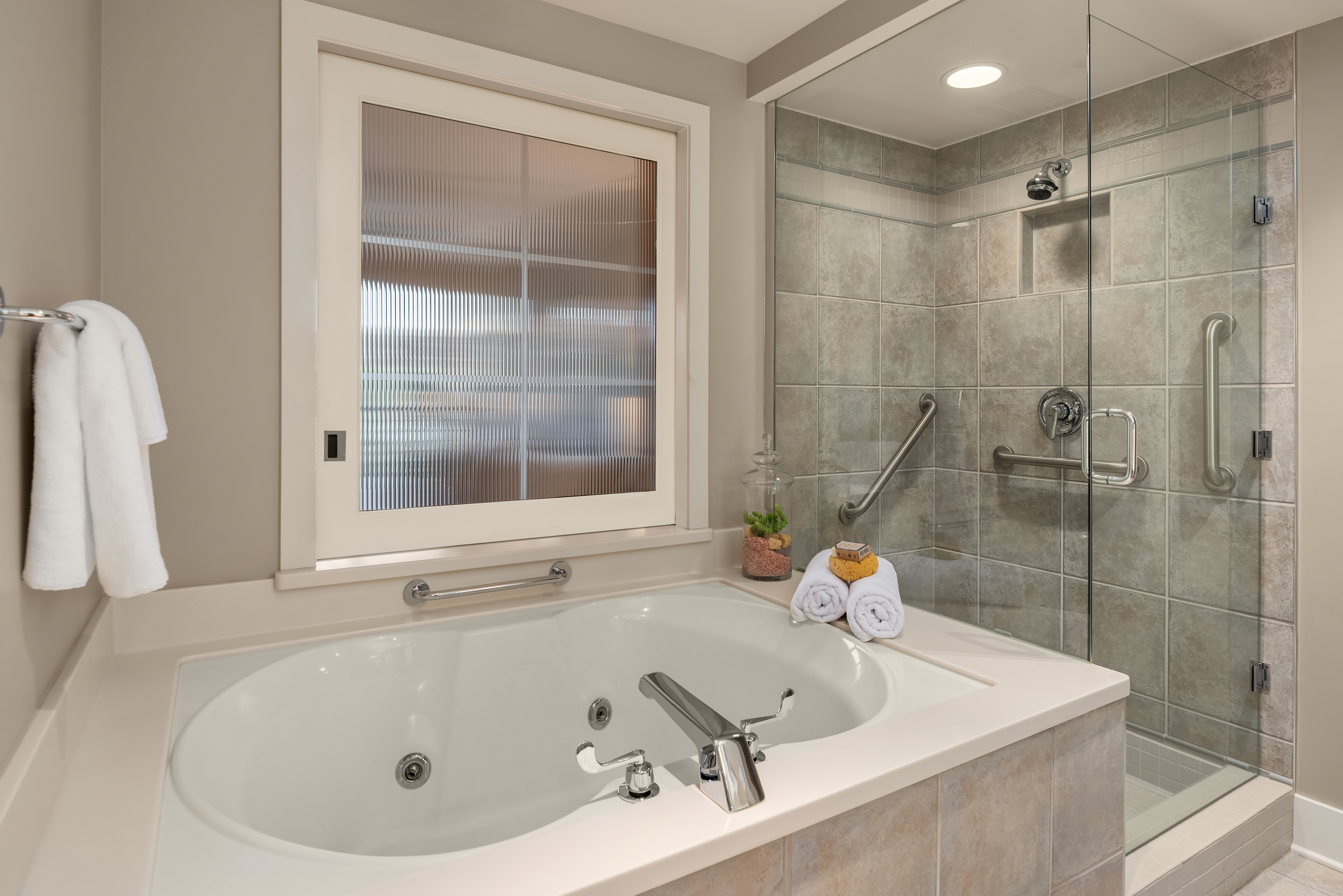  136 Central Wy Unit #304, Kirkland, WA 98033 - 物件實景