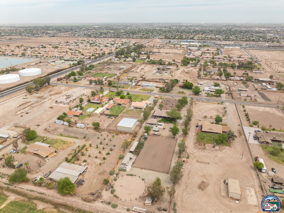 El Centro, California, 92243, United States, 4 Bedrooms Bedrooms, ,3 BathroomsBathrooms,Residential,For Sale,1838686