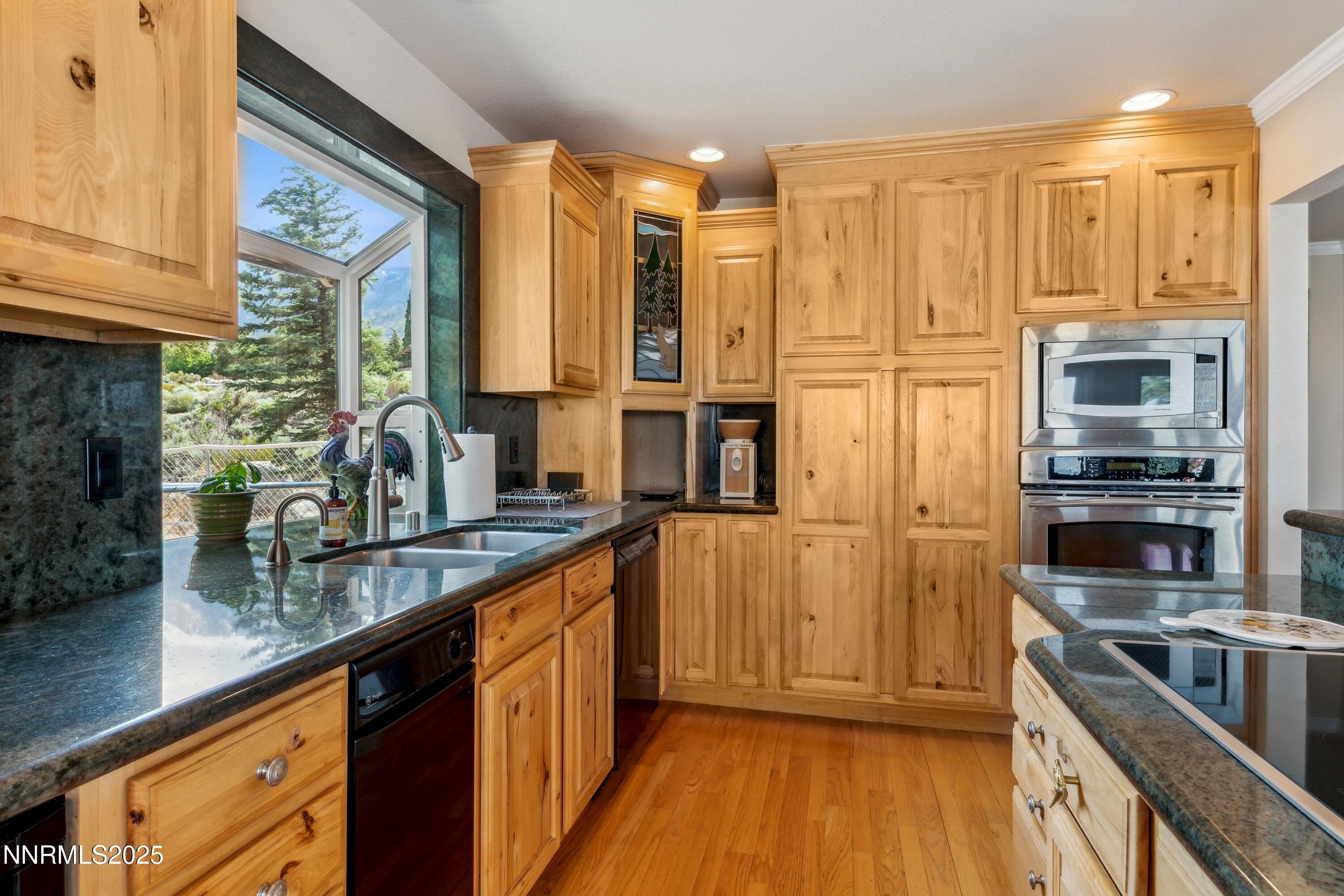 Gardnerville, Nevada, 89460, United States, 3 Bedrooms Bedrooms, ,3 BathroomsBathrooms,Residential,For Sale,1850298