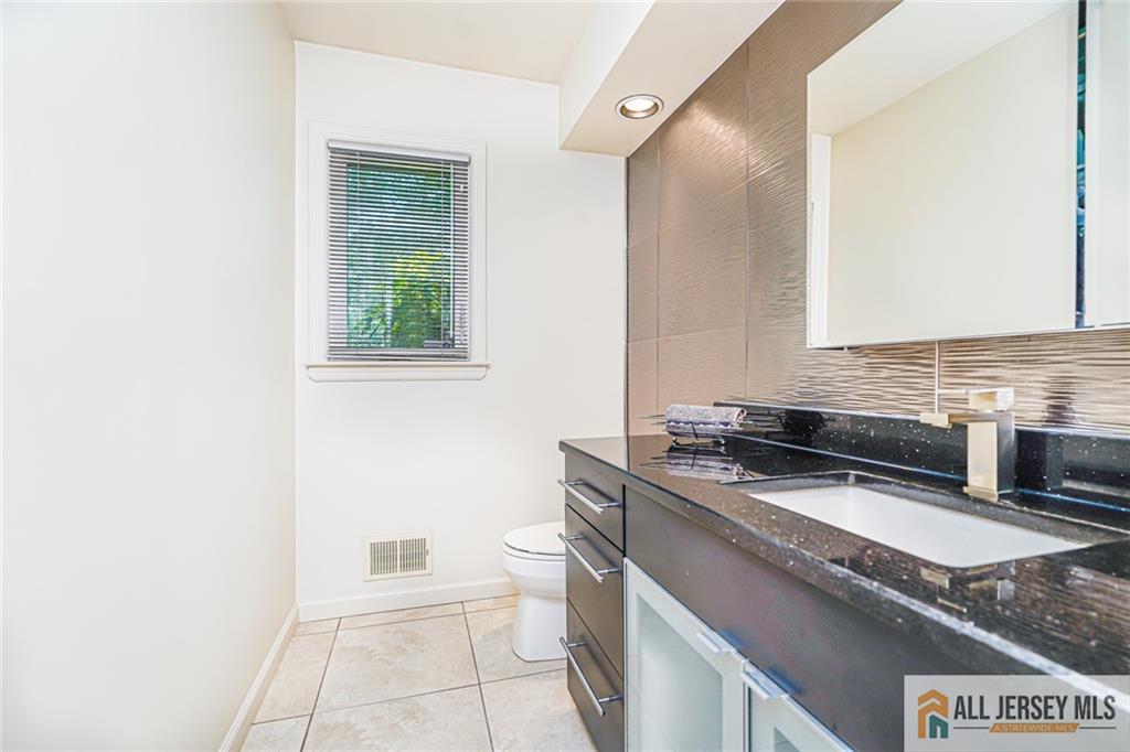 East Brunswick, New Jersey, 08816, United States, 4 Bedrooms Bedrooms, ,4 BathroomsBathrooms,Residential,For Sale,1847470