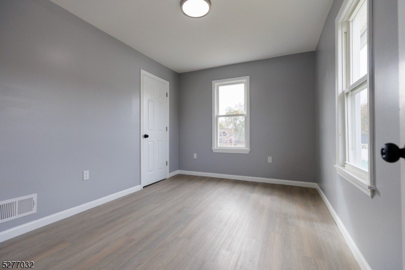 North Plainfield Boro, New Jersey, 07060-4003, United States, 4 Bedrooms Bedrooms, ,2 BathroomsBathrooms,Residential,For Sale,1982081