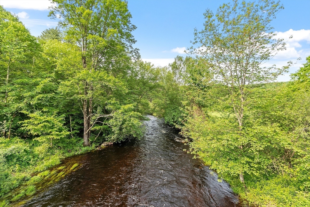 Orange, Massachusetts, 01364, United States, 3 Bedrooms Bedrooms, ,3 BathroomsBathrooms,Residential,For Sale,1846961