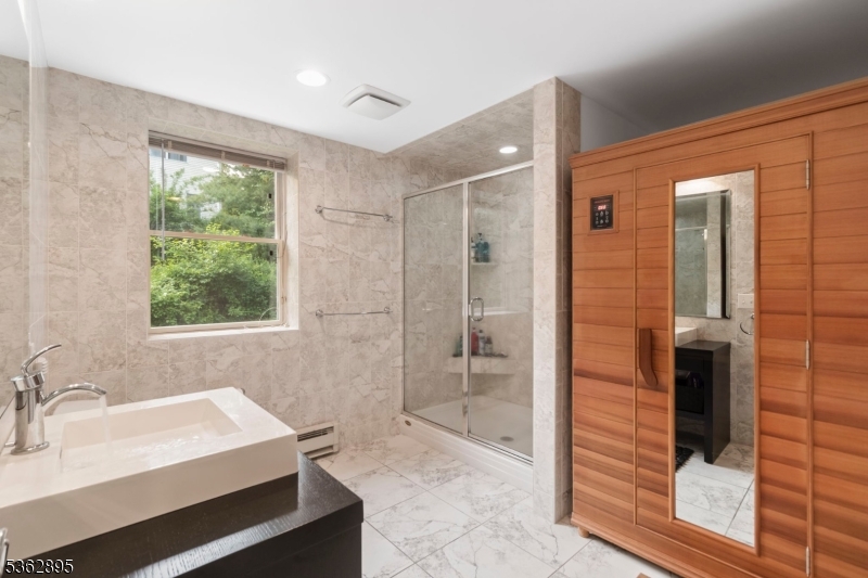 Sparta Twp., New Jersey, 07871, United States, 4 Bedrooms Bedrooms, ,4 BathroomsBathrooms,Residential,For Sale,1847599