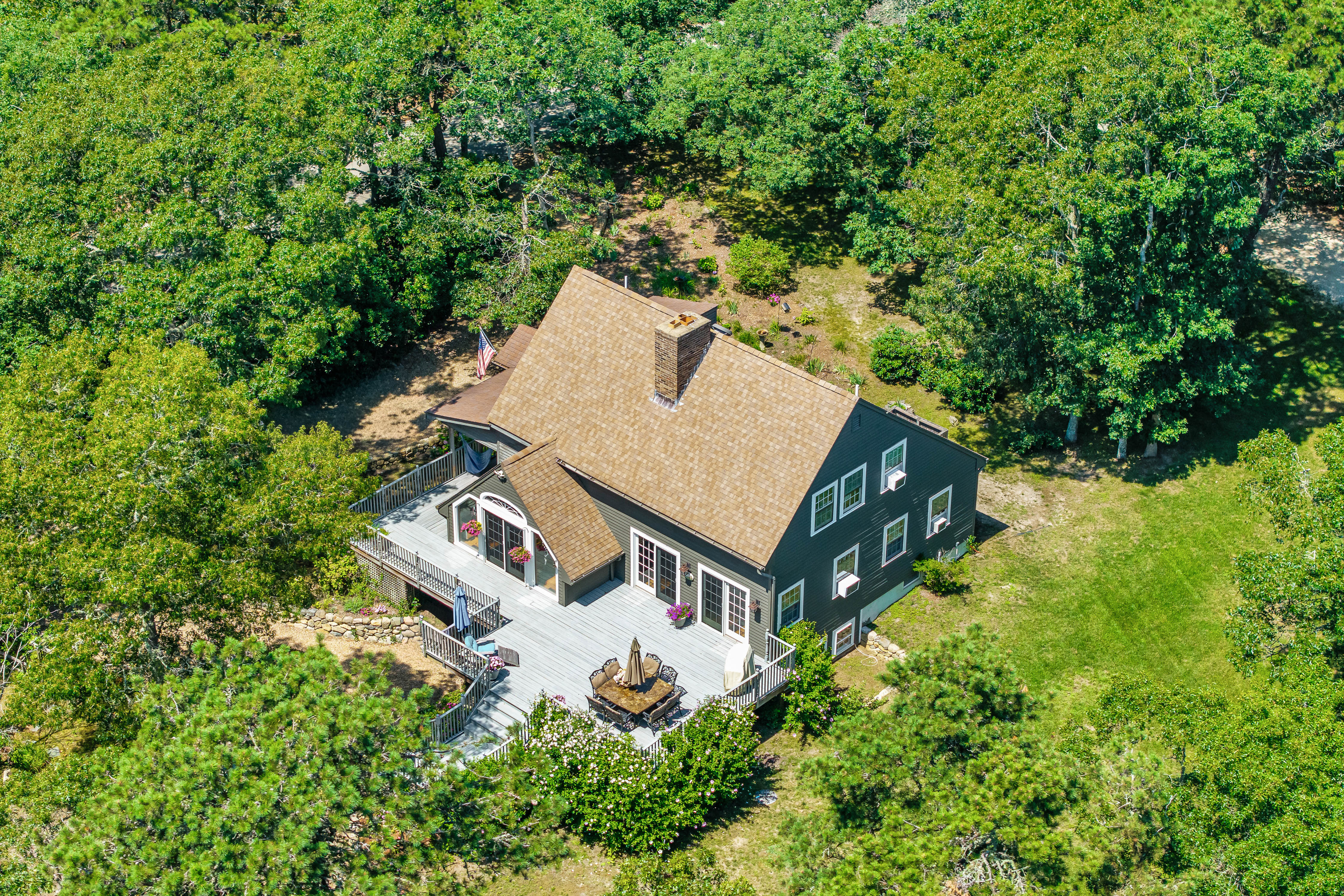 Charming 4-Bedroom Home on 0.88 Acres - 物件實景