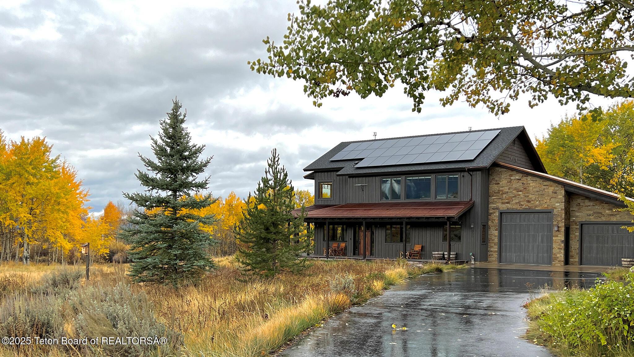 Alta, Wyoming, 83414, United States, 4 Bedrooms Bedrooms, ,4 BathroomsBathrooms,Residential,For Sale,1927435