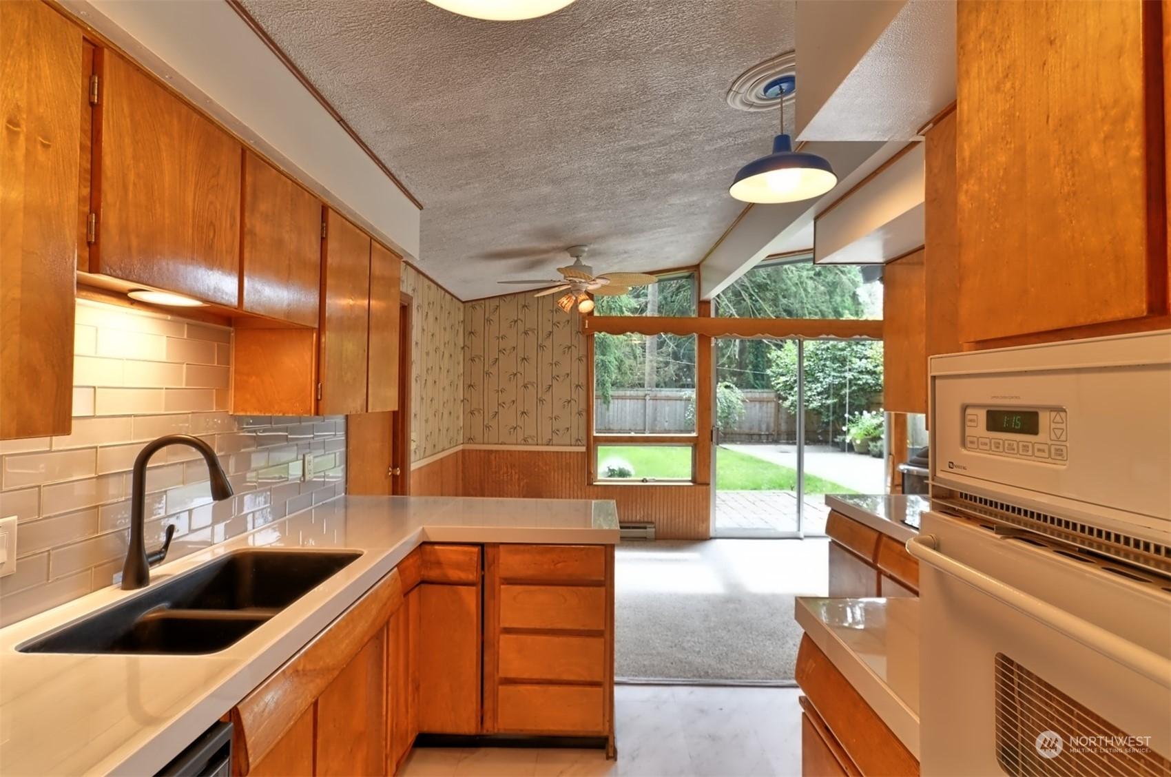 22202 64TH AVENUE W, MOUNTLAKE TERRACE, Washington, 98043, United States, 3 Bedrooms Bedrooms, ,2 BathroomsBathrooms,Residential,For Sale,22202 64TH AVENUE W,1621347