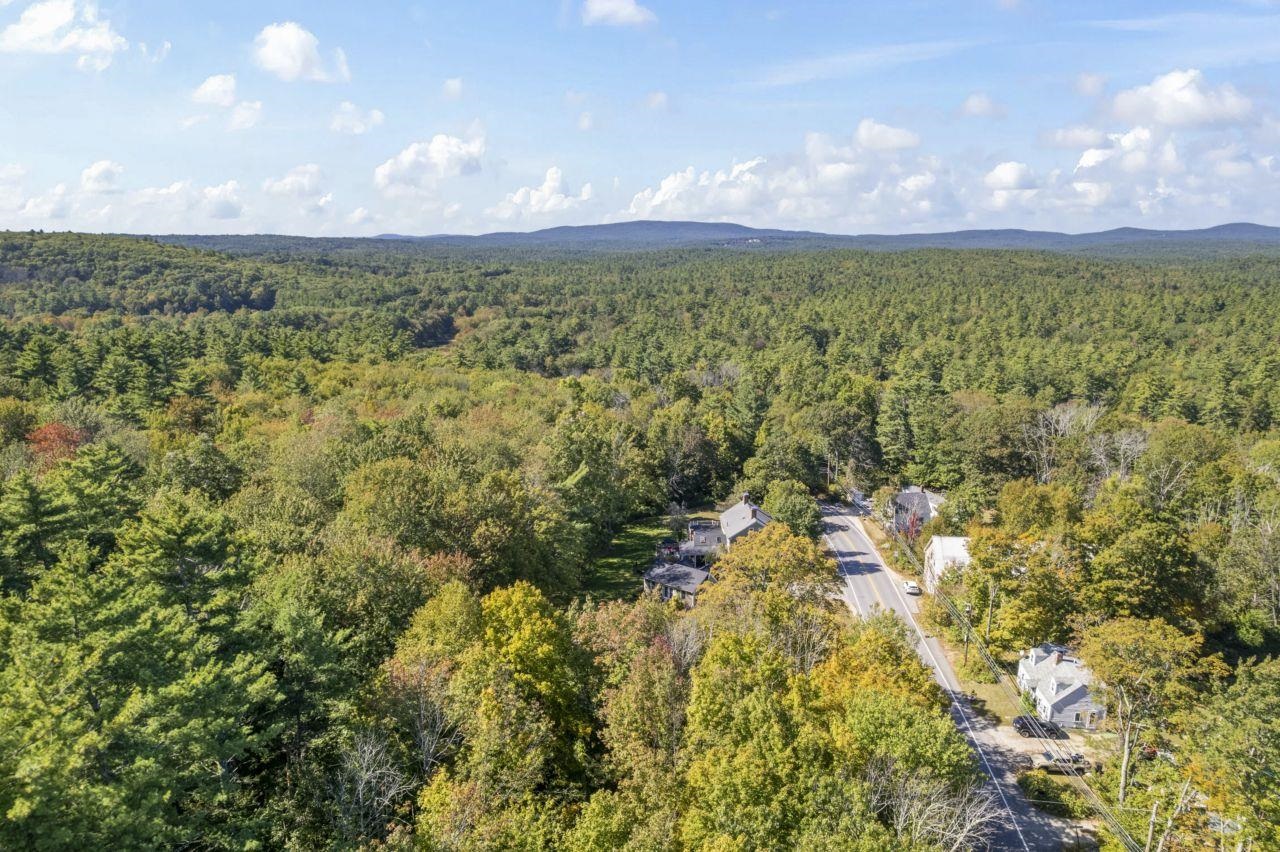 Barrington, New Hampshire, 03825, United States, 4 Bedrooms Bedrooms, ,3 BathroomsBathrooms,Residential,For Sale,1984390