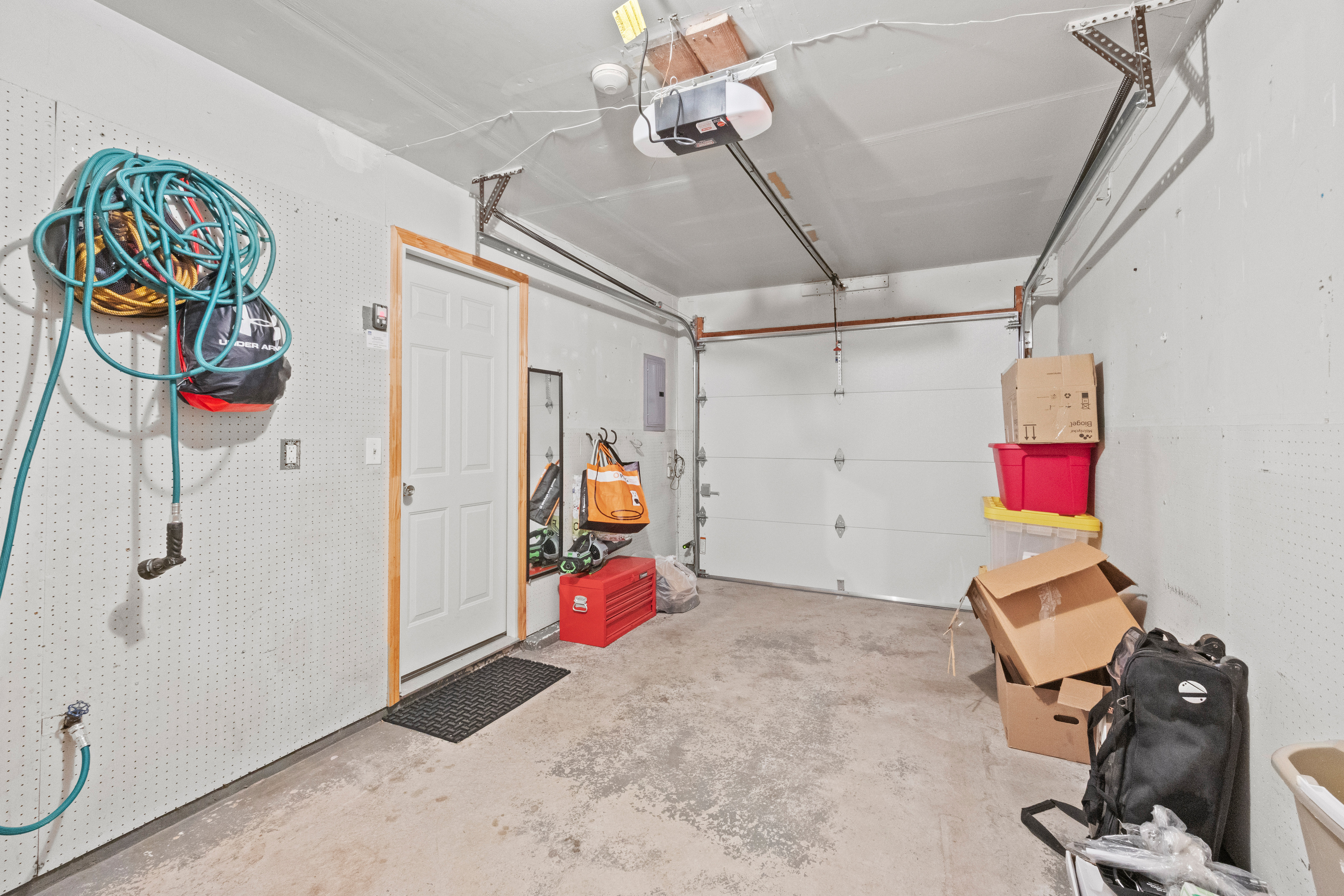  1406 Sara Circle, Port Jefferson Station, NY, 11776 - 物件實景
