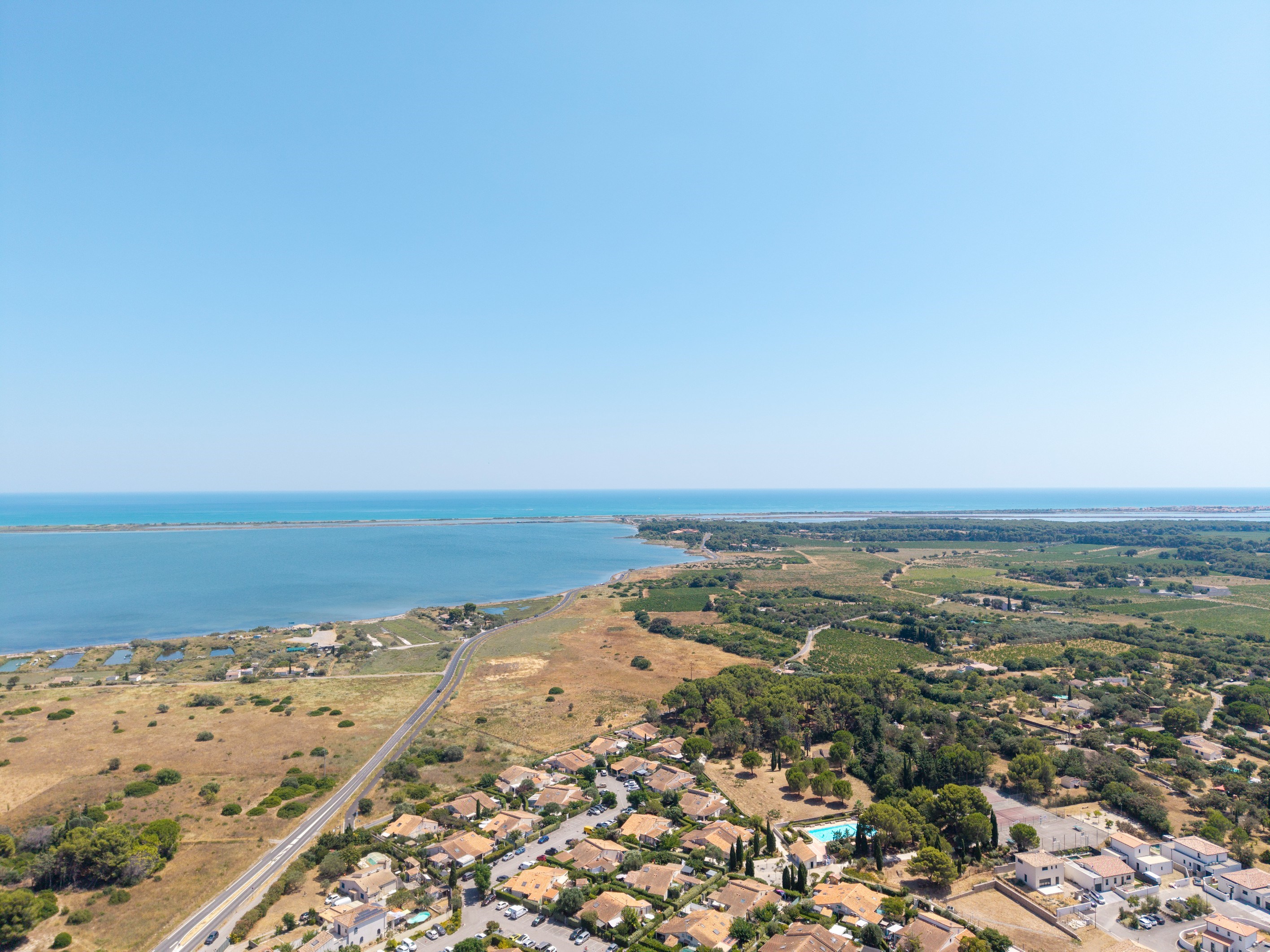  Vic-la-Gardiole – Gorgeous New Ground-Floor Villa  Quiet Setting & Near the Be… - 物件實景