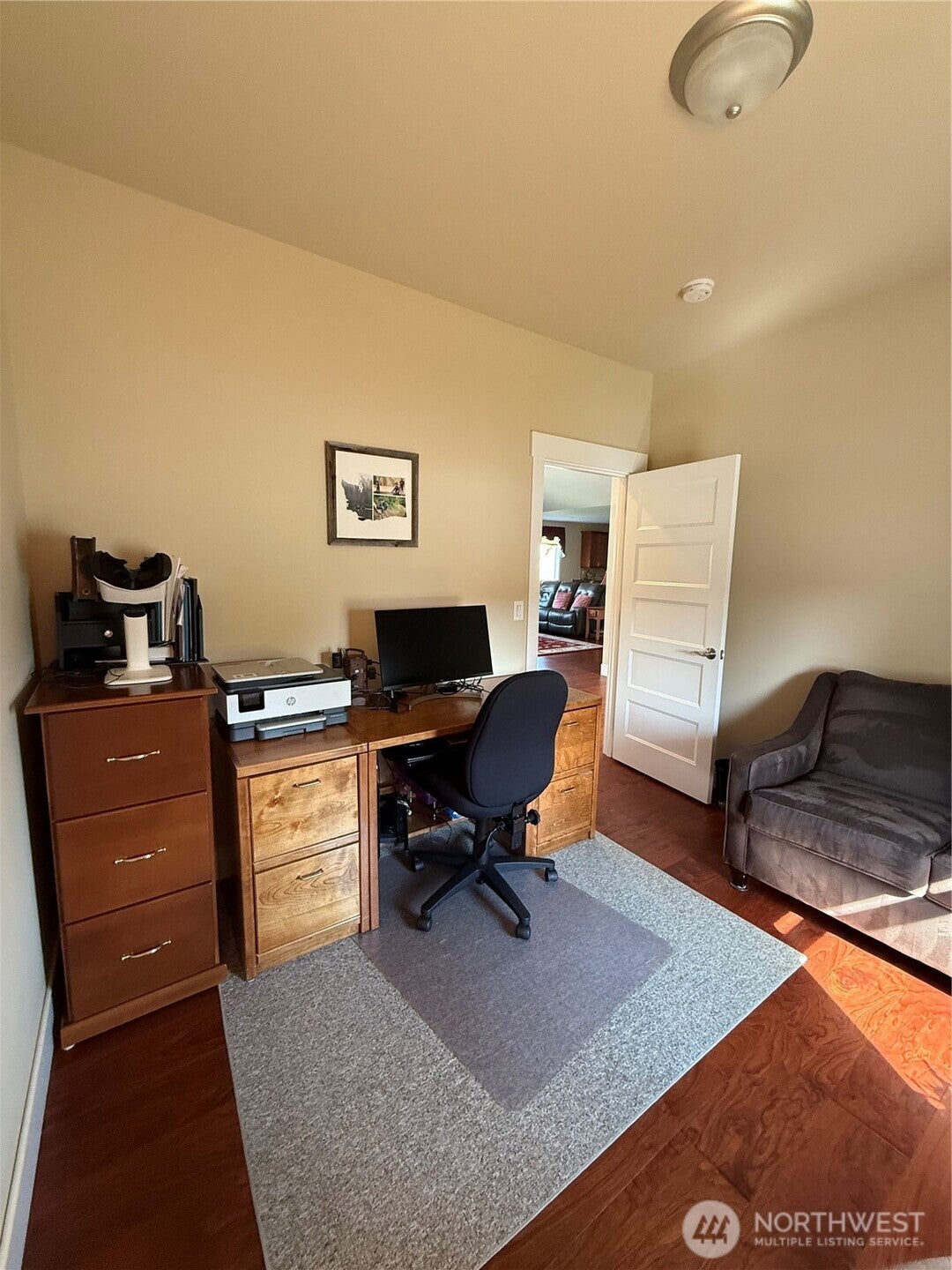 Wenatchee, Washington, 98801, United States, 3 Bedrooms Bedrooms, ,2 BathroomsBathrooms,Residential,For Sale,1892856